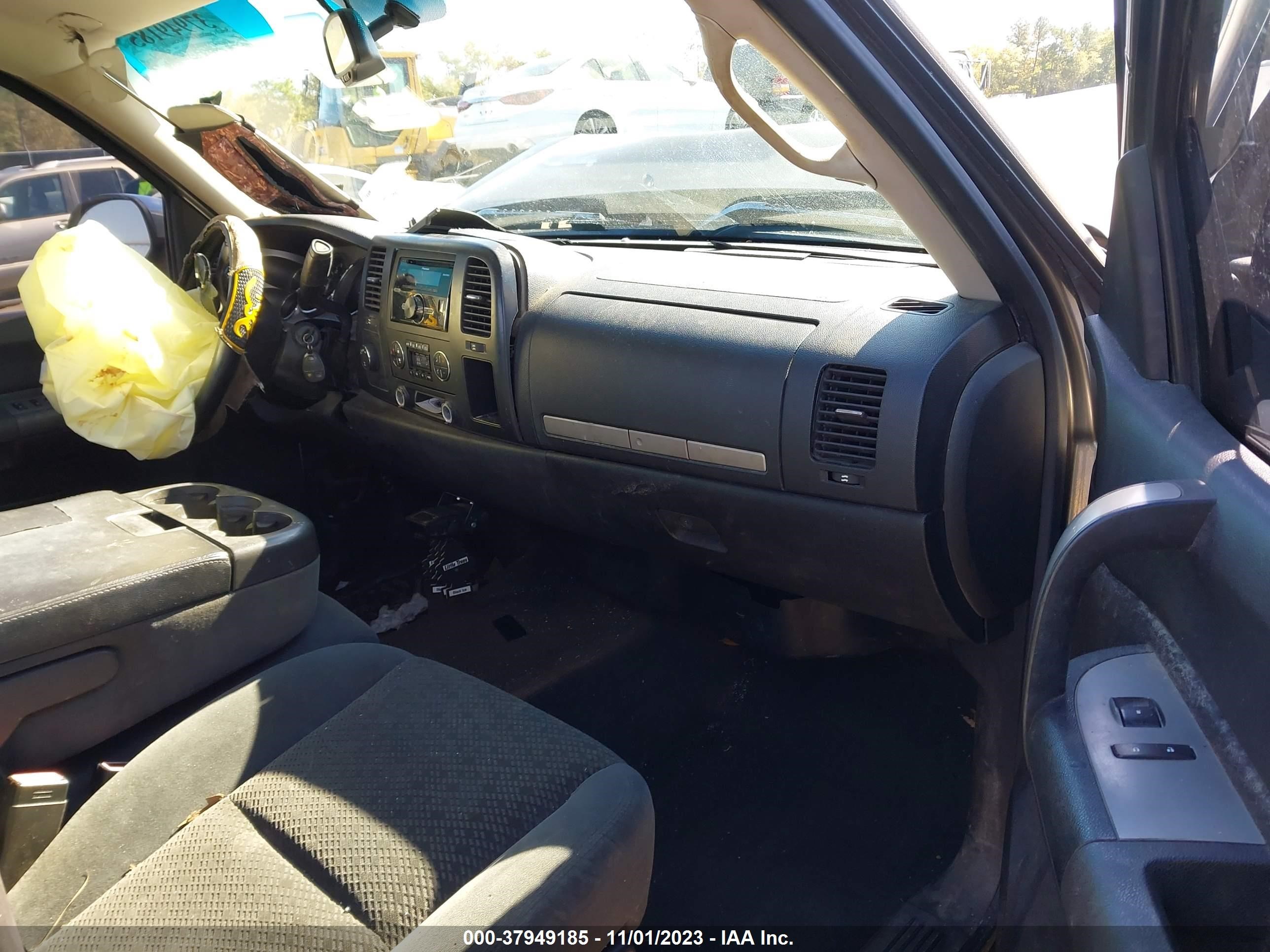 Photo 4 VIN: 1GTEK19J67Z533767 - GMC SIERRA 