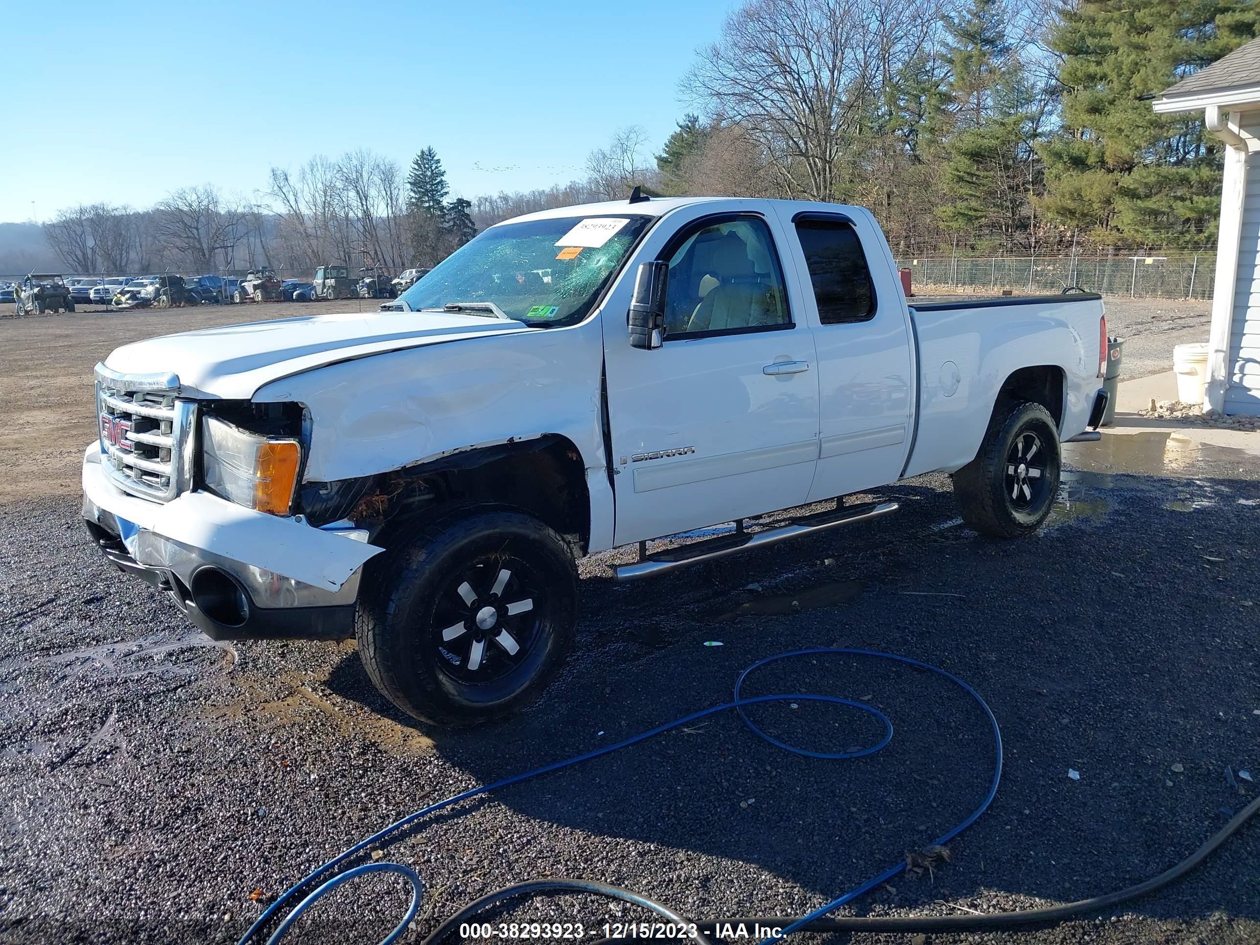 Photo 1 VIN: 1GTEK19J68Z251193 - GMC SIERRA 