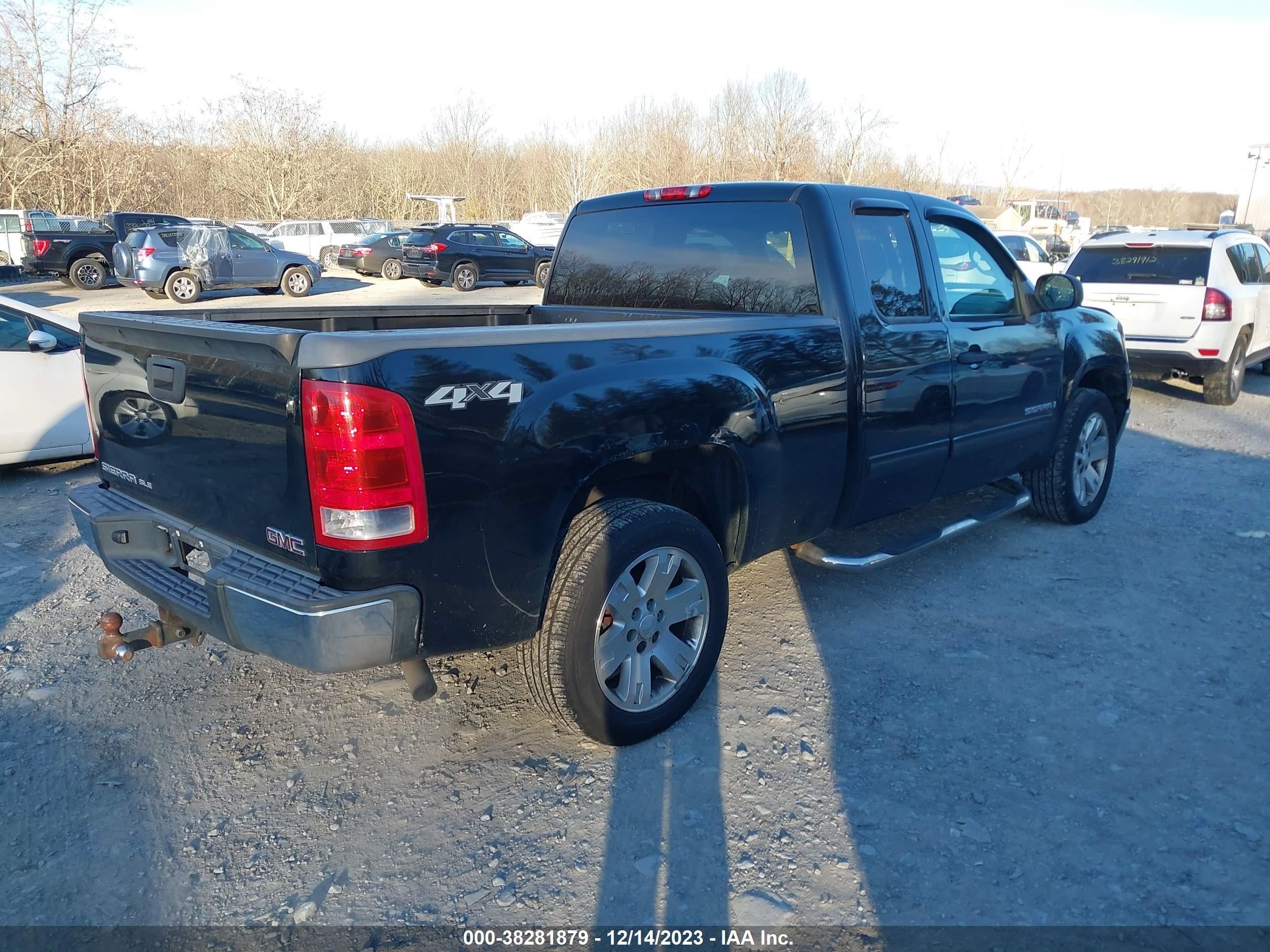 Photo 3 VIN: 1GTEK19J87Z580573 - GMC SIERRA 