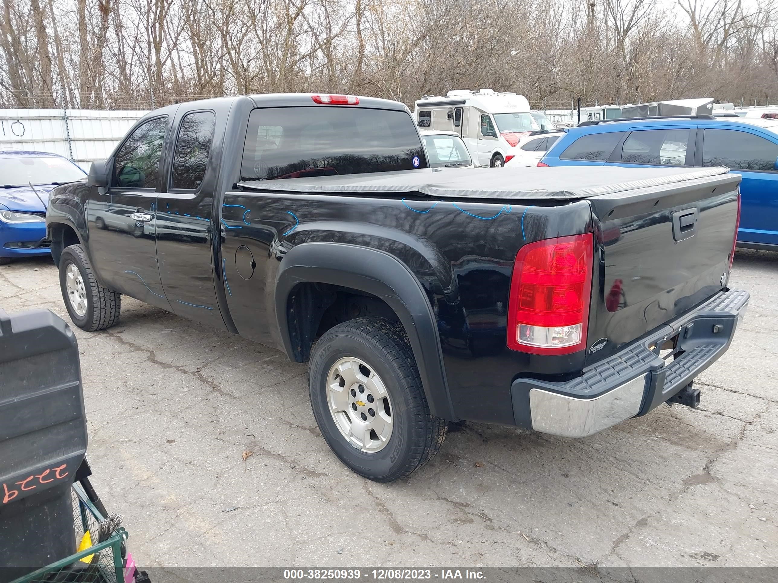 Photo 2 VIN: 1GTEK19J97E578631 - GMC SIERRA 