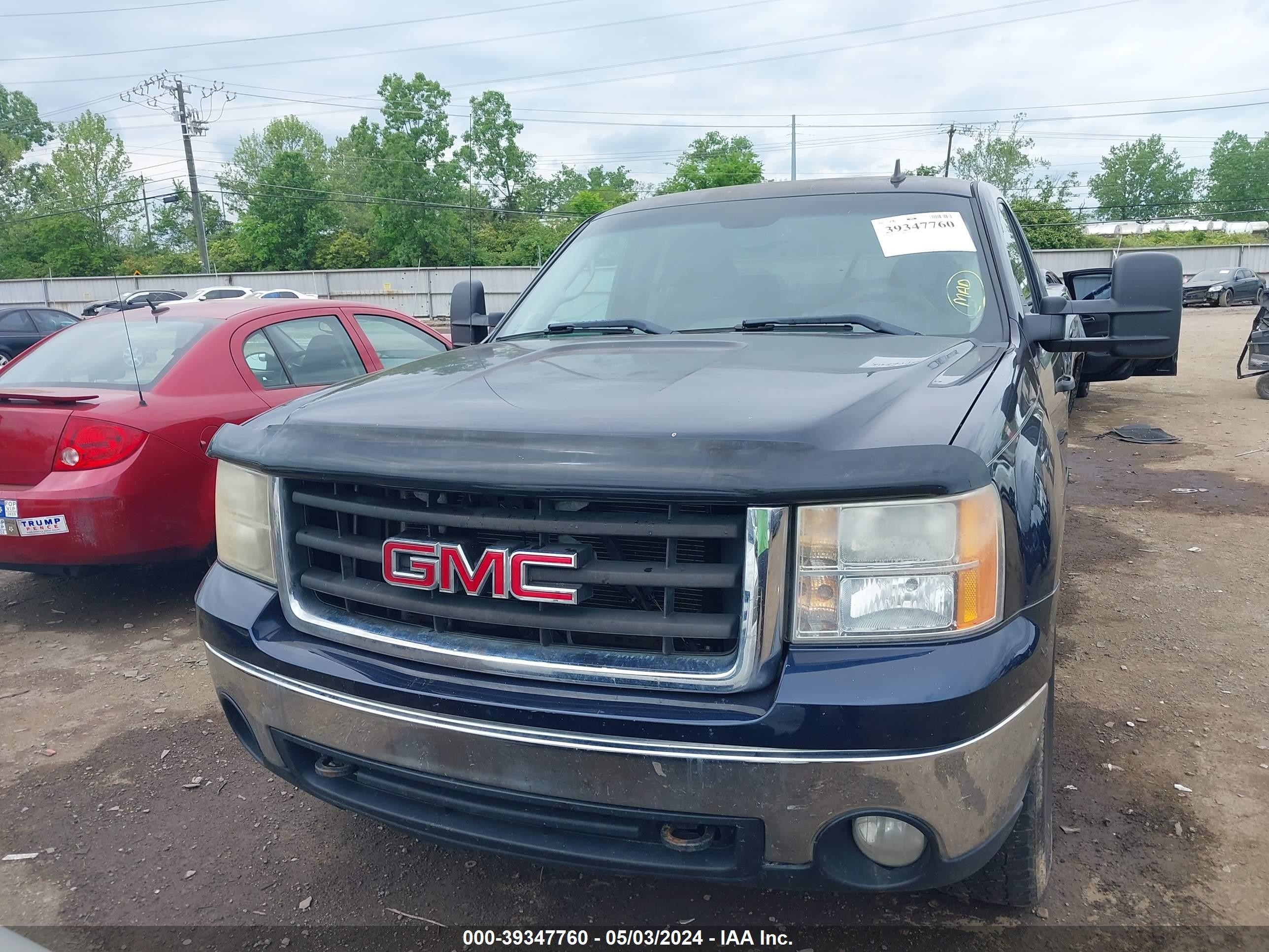 Photo 11 VIN: 1GTEK19J98Z309264 - GMC SIERRA 