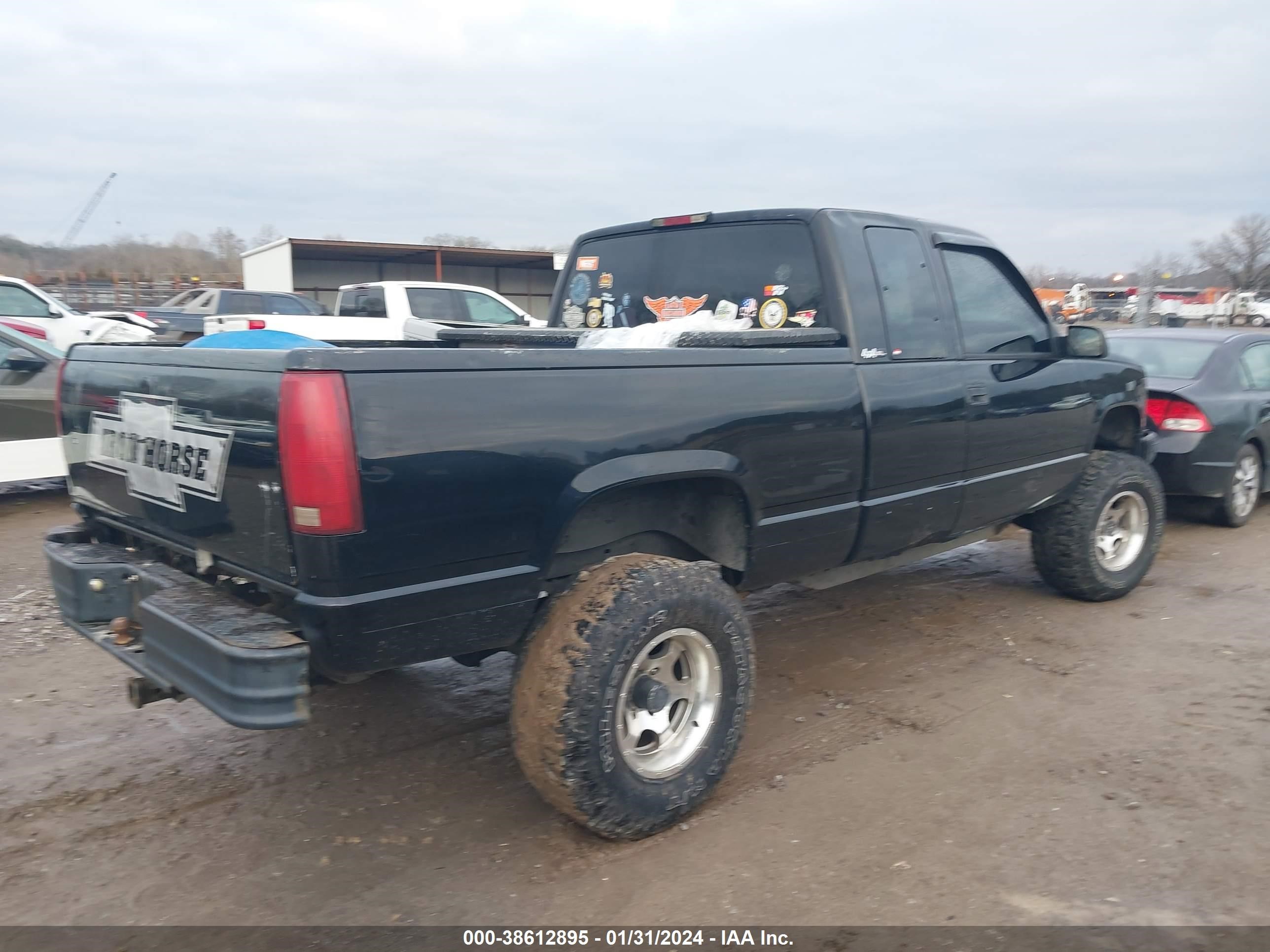 Photo 3 VIN: 1GTEK19R4WE561255 - GMC SIERRA 