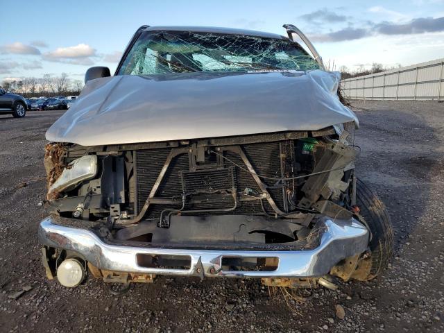 Photo 4 VIN: 1GTEK19T03E305184 - GMC SIERRA 