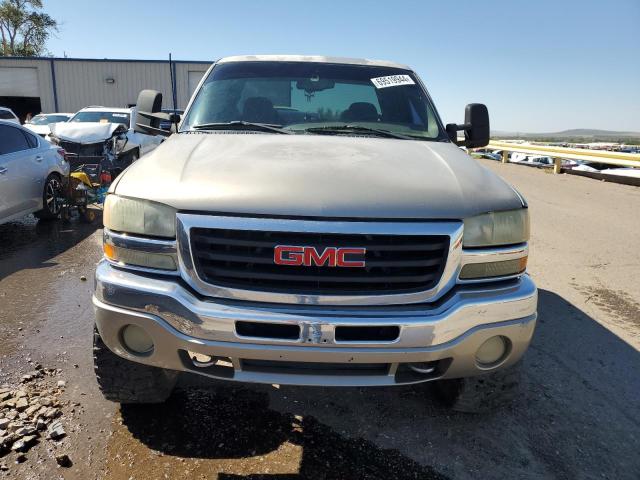 Photo 4 VIN: 1GTEK19T03E356670 - GMC NEW SIERRA 