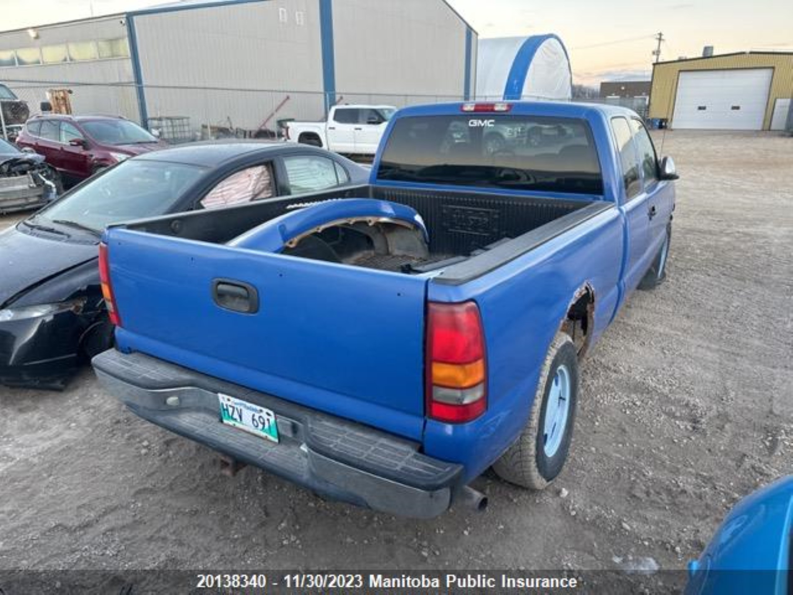 Photo 3 VIN: 1GTEK19T1XE529490 - GMC NULL 