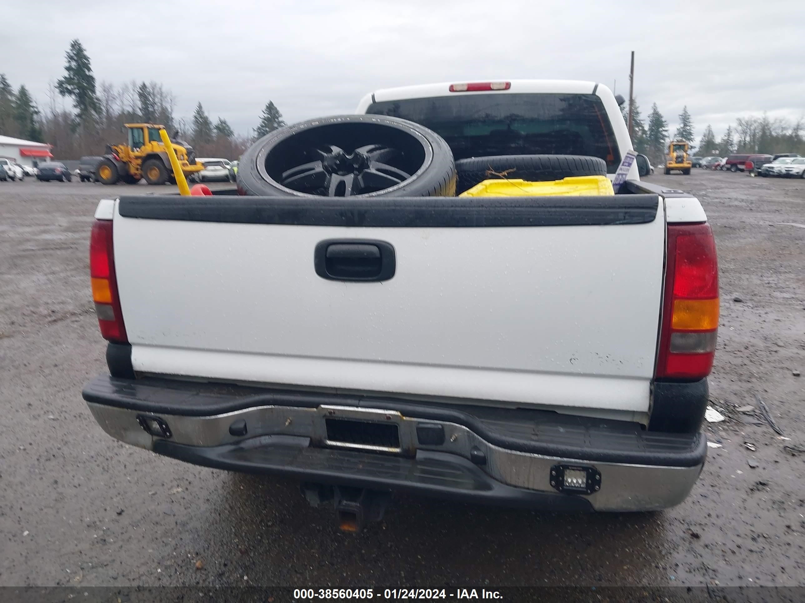 Photo 14 VIN: 1GTEK19T2YE130458 - GMC SIERRA 