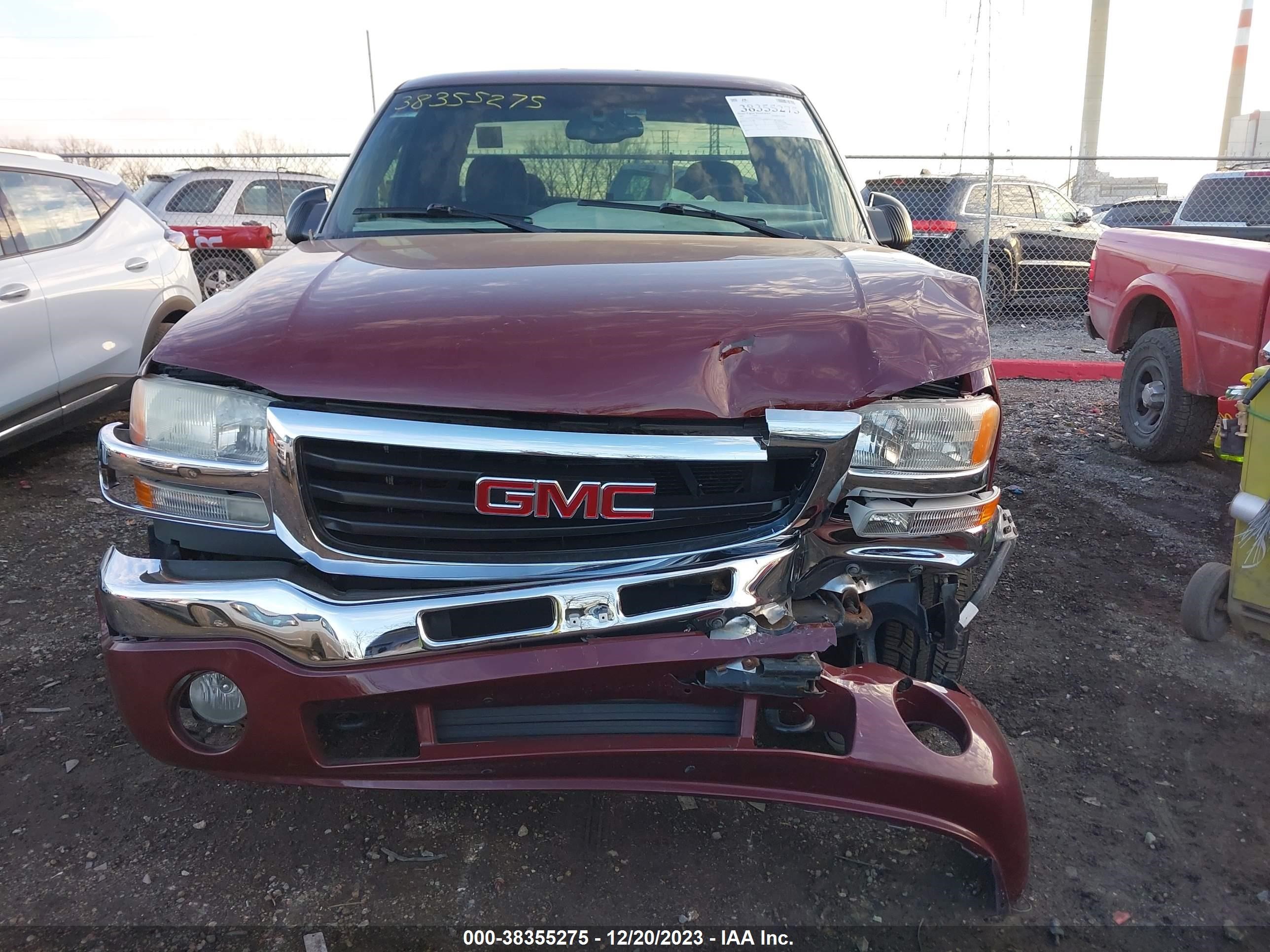 Photo 11 VIN: 1GTEK19T43E239951 - GMC SIERRA 