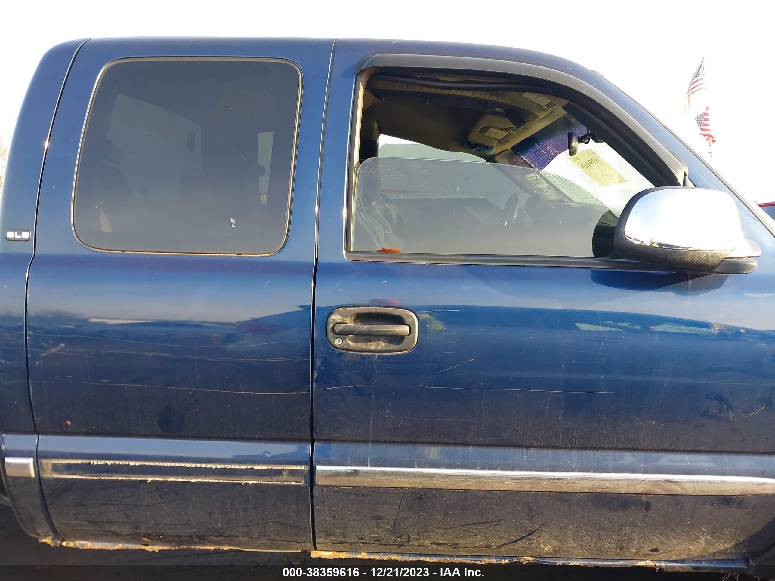 Photo 13 VIN: 1GTEK19T51E151892 - GMC SIERRA 