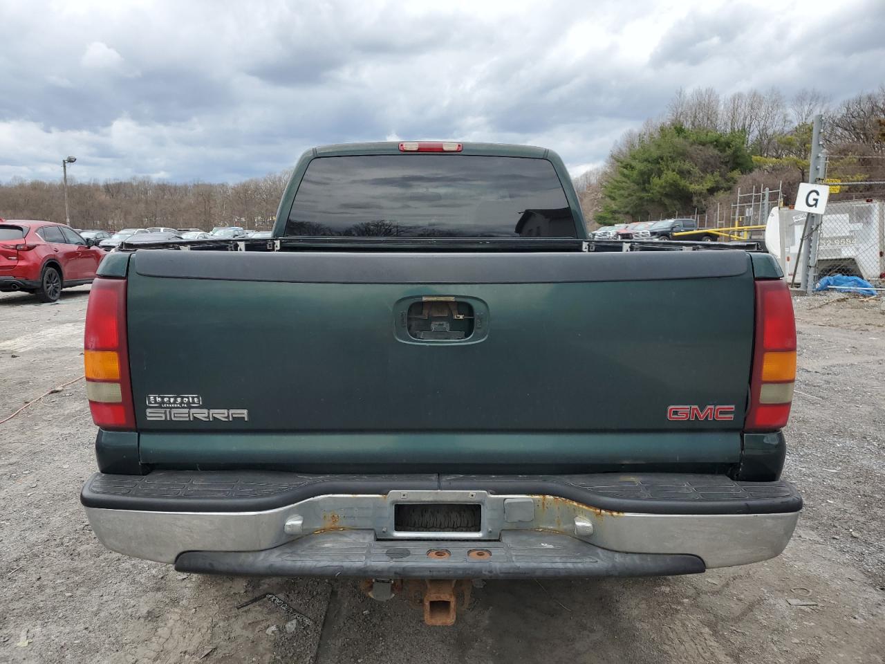 Photo 5 VIN: 1GTEK19T51E203389 - GMC SIERRA 