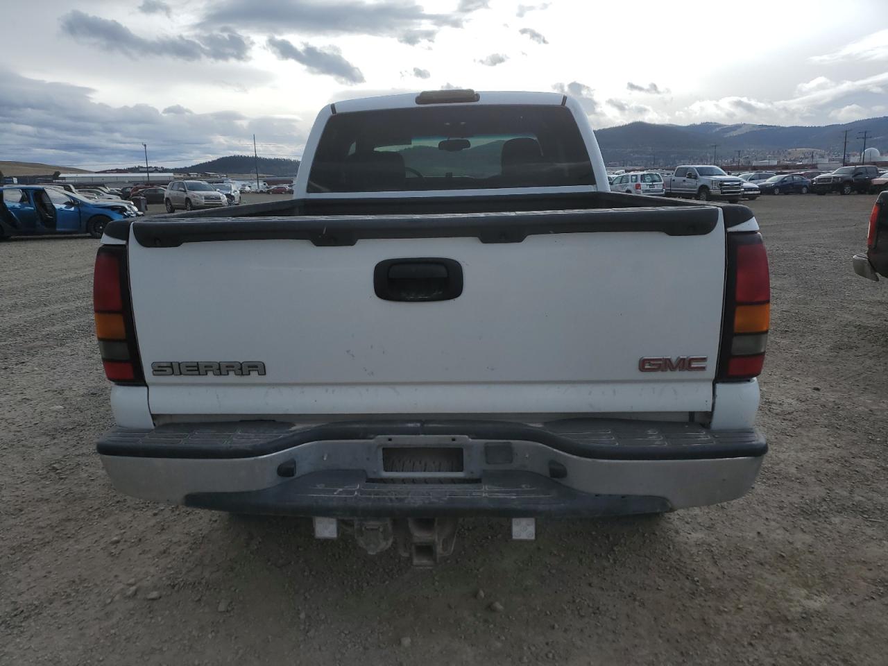 Photo 5 VIN: 1GTEK19T54E378651 - GMC SIERRA 