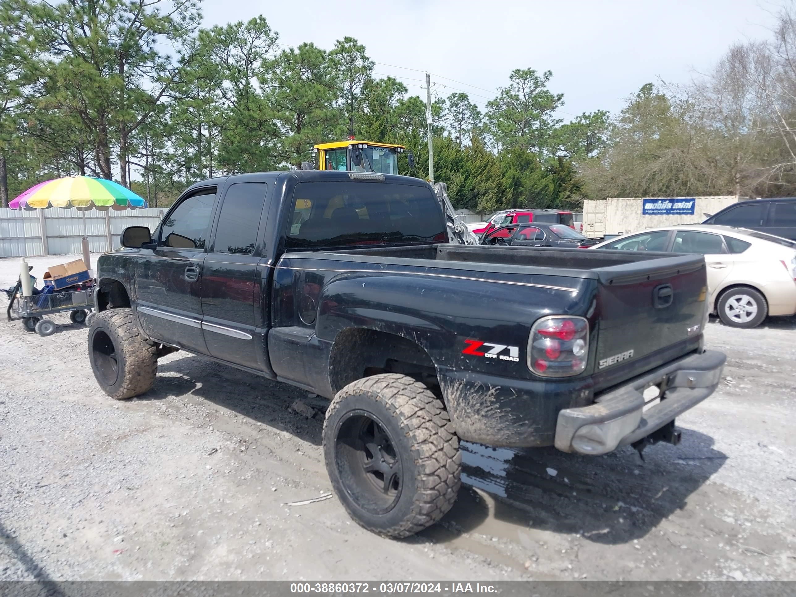 Photo 2 VIN: 1GTEK19T54Z147256 - GMC SIERRA 