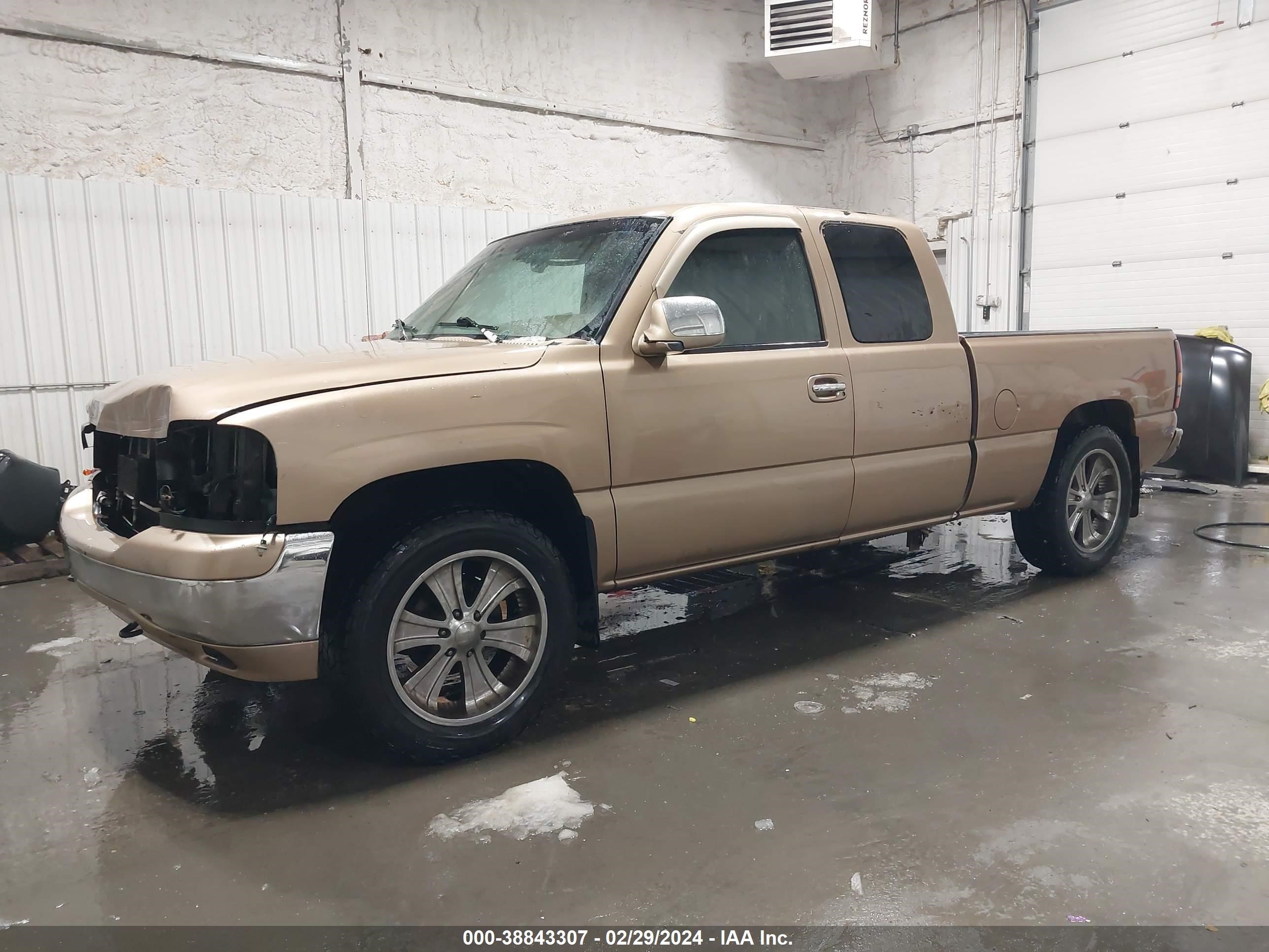 Photo 1 VIN: 1GTEK19T5XZ517352 - GMC SIERRA 