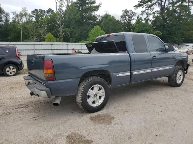 Photo 2 VIN: 1GTEK19T5YZ294151 - GMC NEW SIERRA 