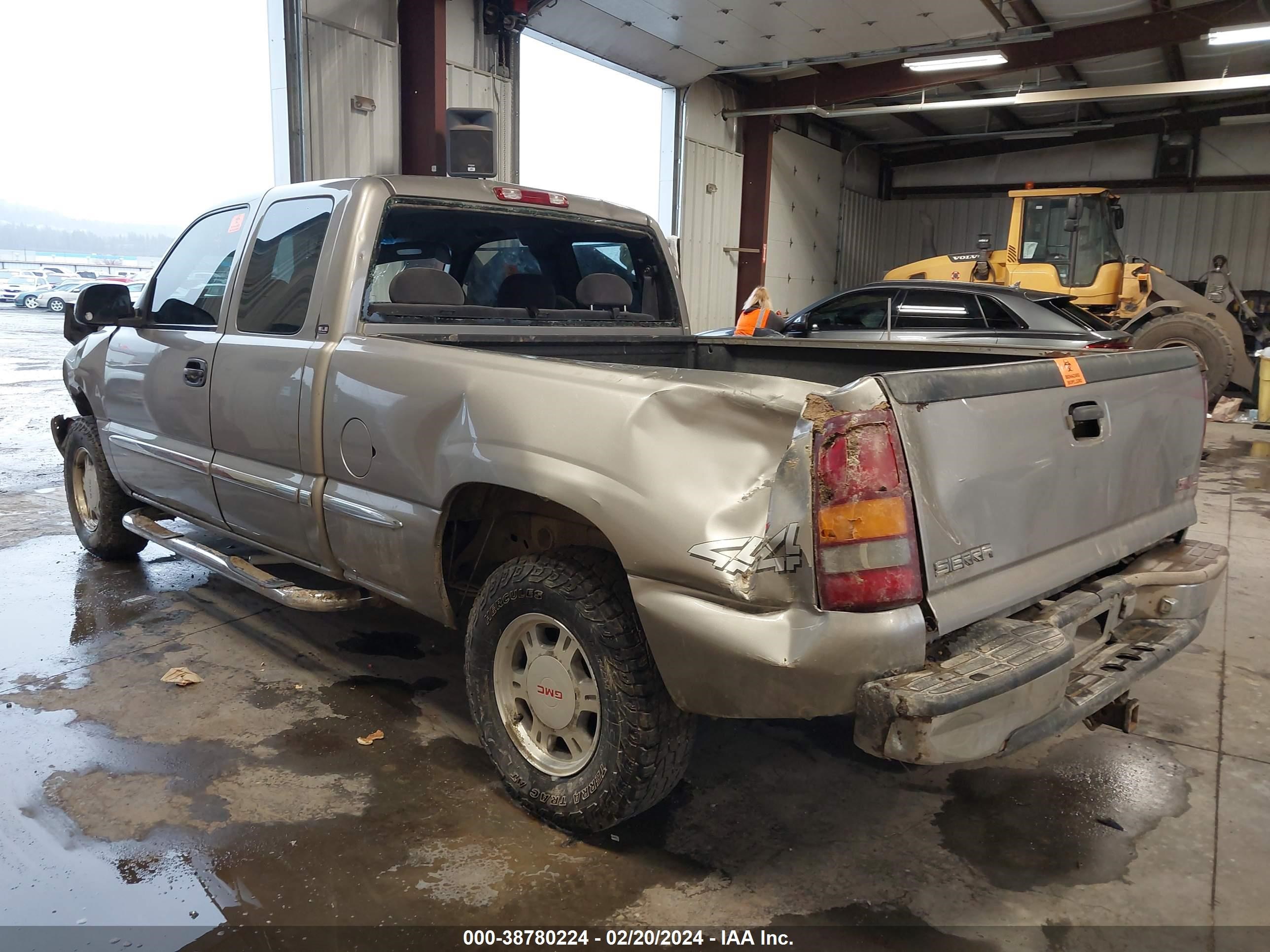 Photo 2 VIN: 1GTEK19T61E189518 - GMC SIERRA 