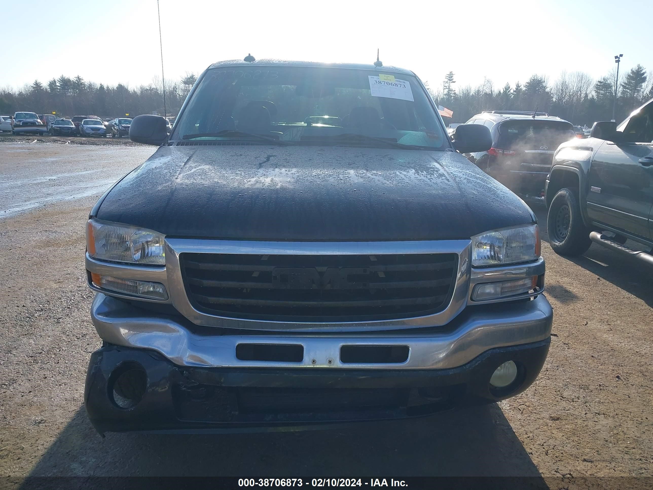 Photo 11 VIN: 1GTEK19T63E222181 - GMC SIERRA 