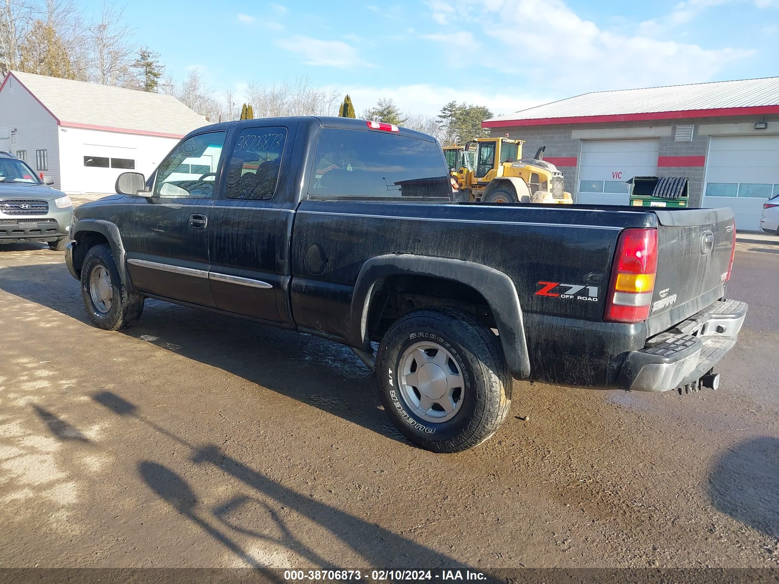 Photo 2 VIN: 1GTEK19T63E222181 - GMC SIERRA 