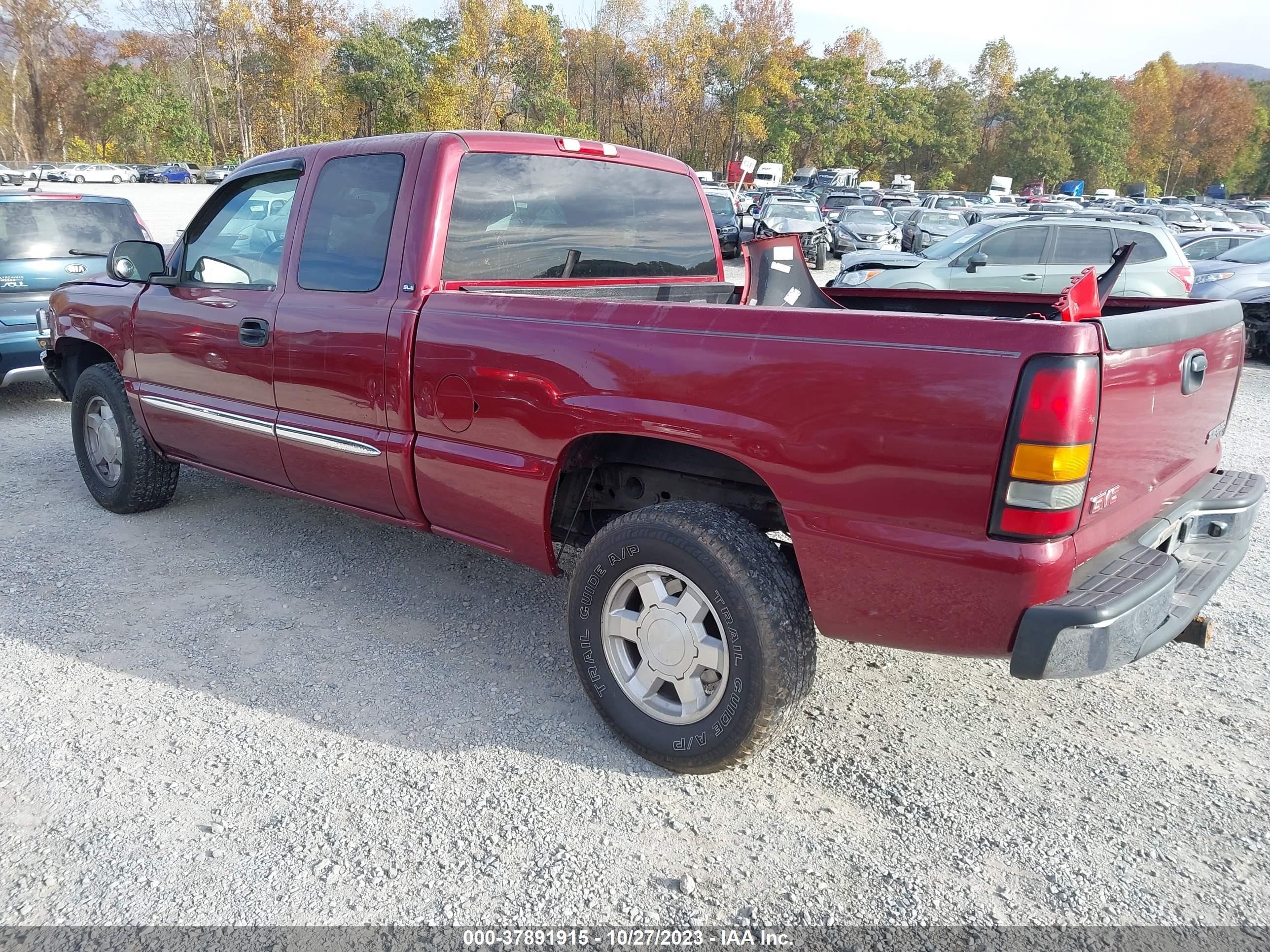 Photo 2 VIN: 1GTEK19T74E215158 - GMC SIERRA 