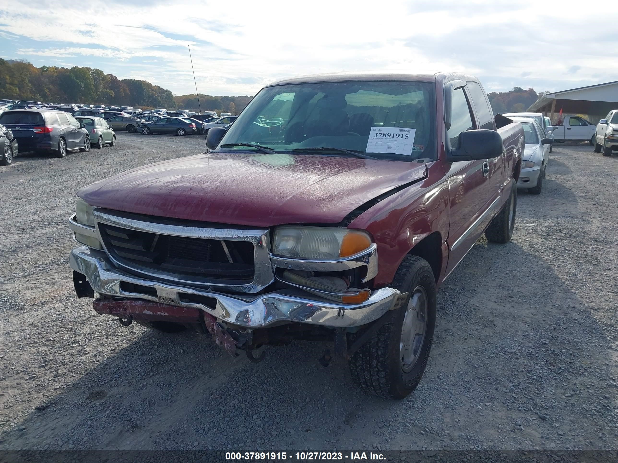 Photo 5 VIN: 1GTEK19T74E215158 - GMC SIERRA 