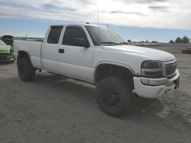 Photo 3 VIN: 1GTEK19T74E292564 - GMC NEW SIERRA 