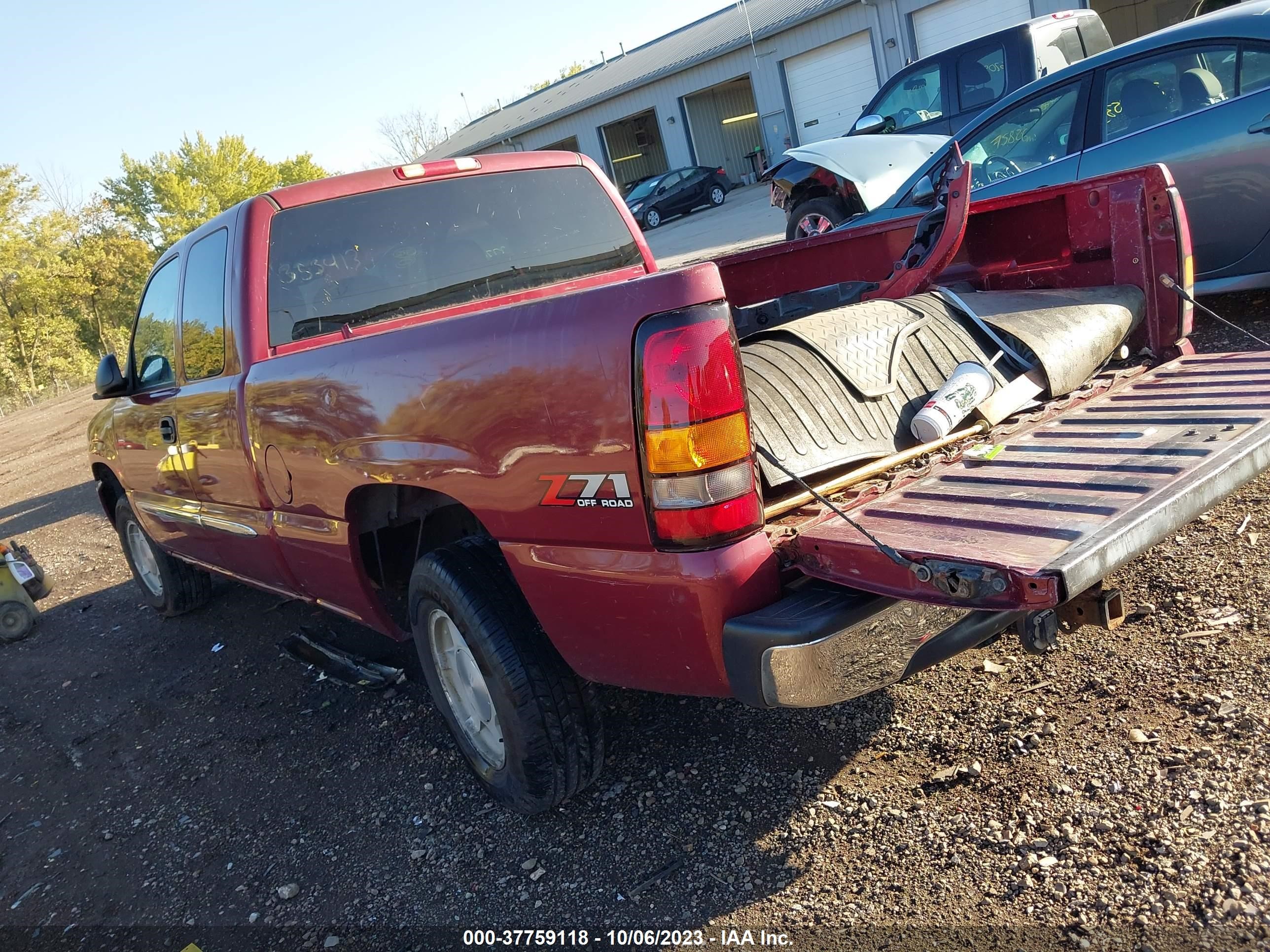 Photo 2 VIN: 1GTEK19T74E353413 - GMC SIERRA 