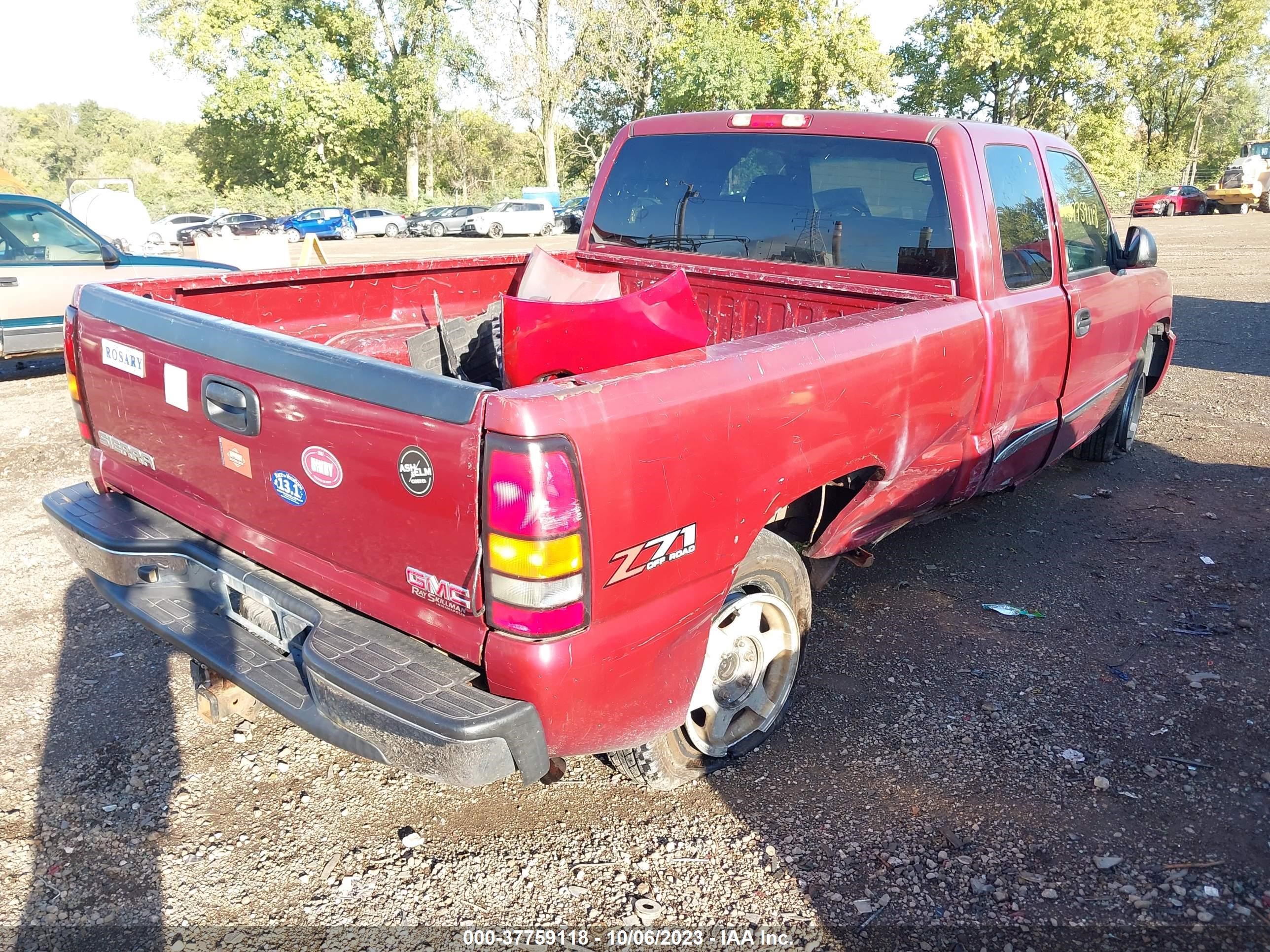 Photo 3 VIN: 1GTEK19T74E353413 - GMC SIERRA 