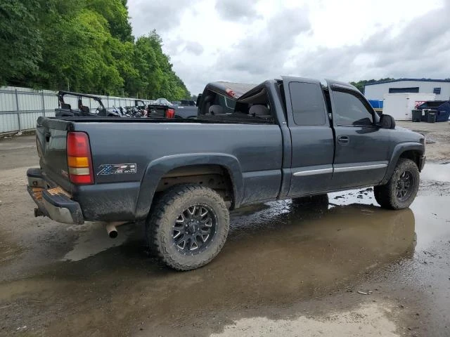 Photo 2 VIN: 1GTEK19T83E241329 - GMC NEW SIERRA 