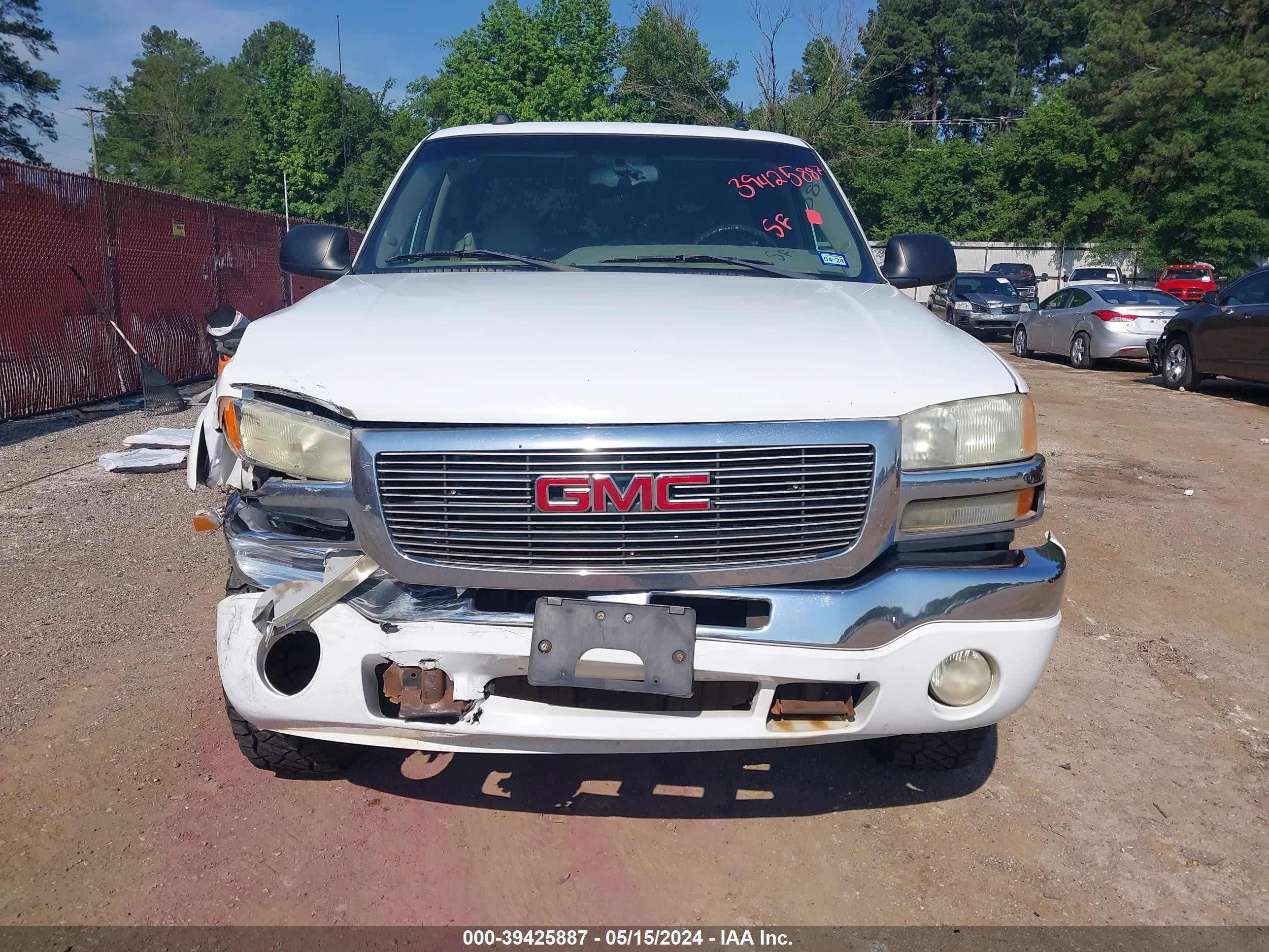 Photo 11 VIN: 1GTEK19T84E238884 - GMC NULL 