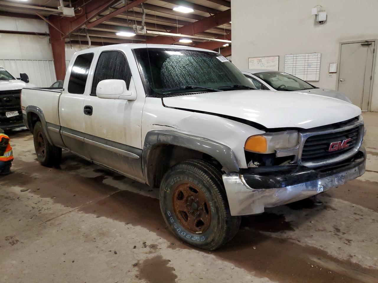 Photo 3 VIN: 1GTEK19T8YE389178 - GMC SIERRA 