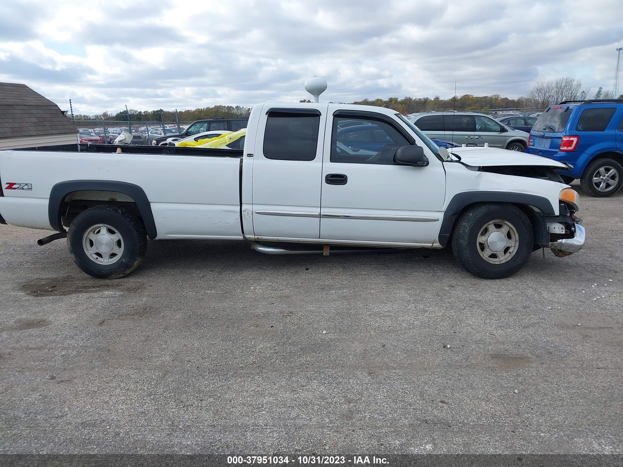 Photo 13 VIN: 1GTEK19T94E154878 - GMC SIERRA 