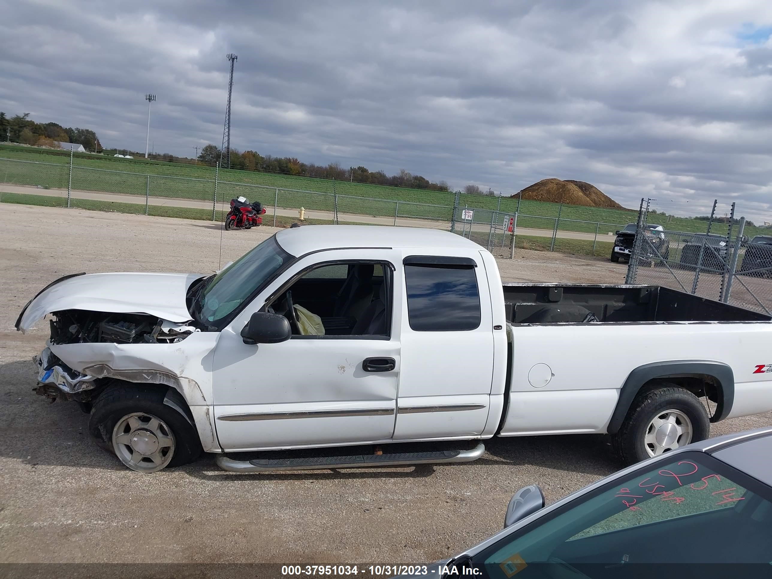 Photo 14 VIN: 1GTEK19T94E154878 - GMC SIERRA 