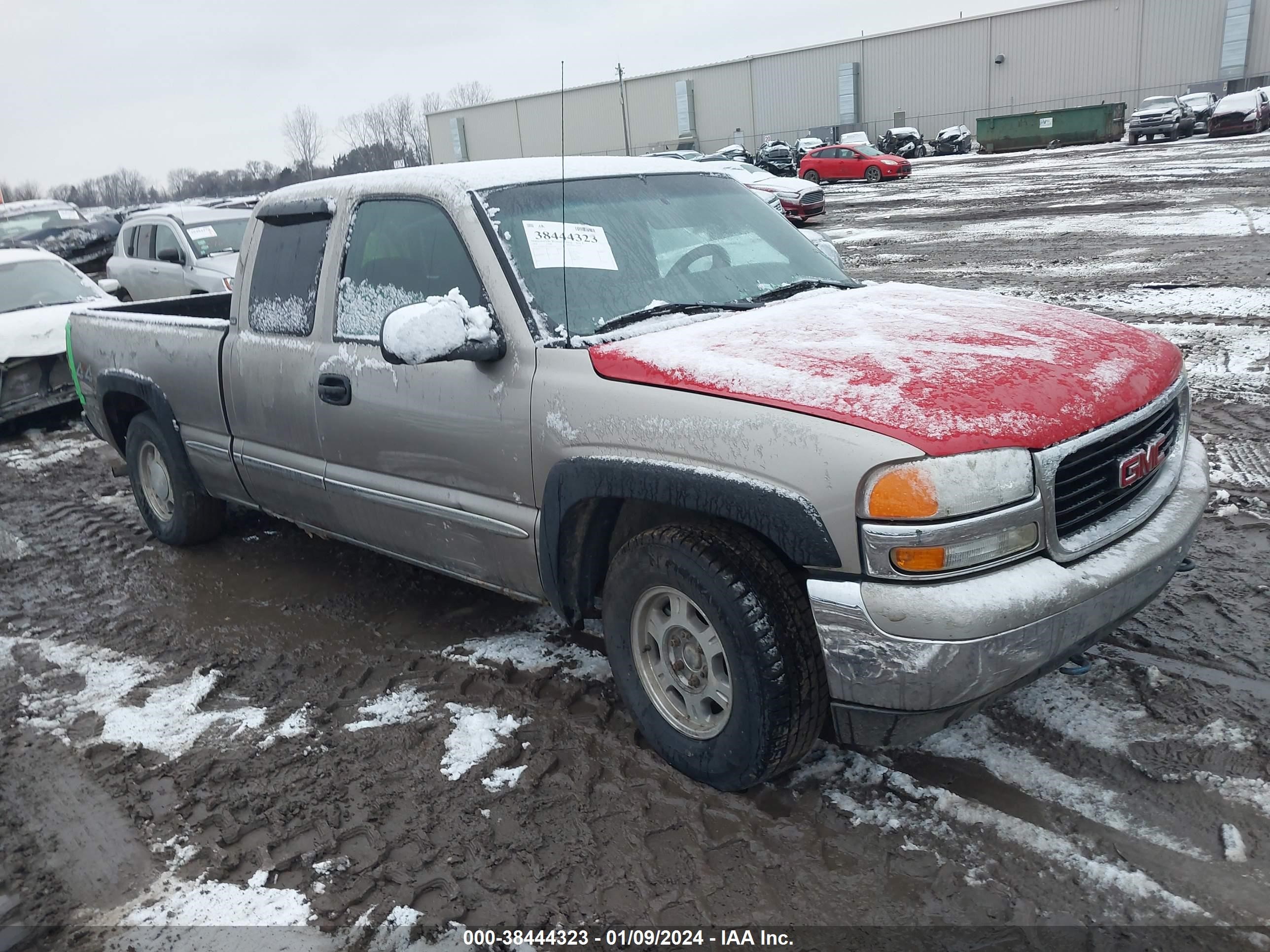 Photo 0 VIN: 1GTEK19V8YE357428 - GMC SIERRA 