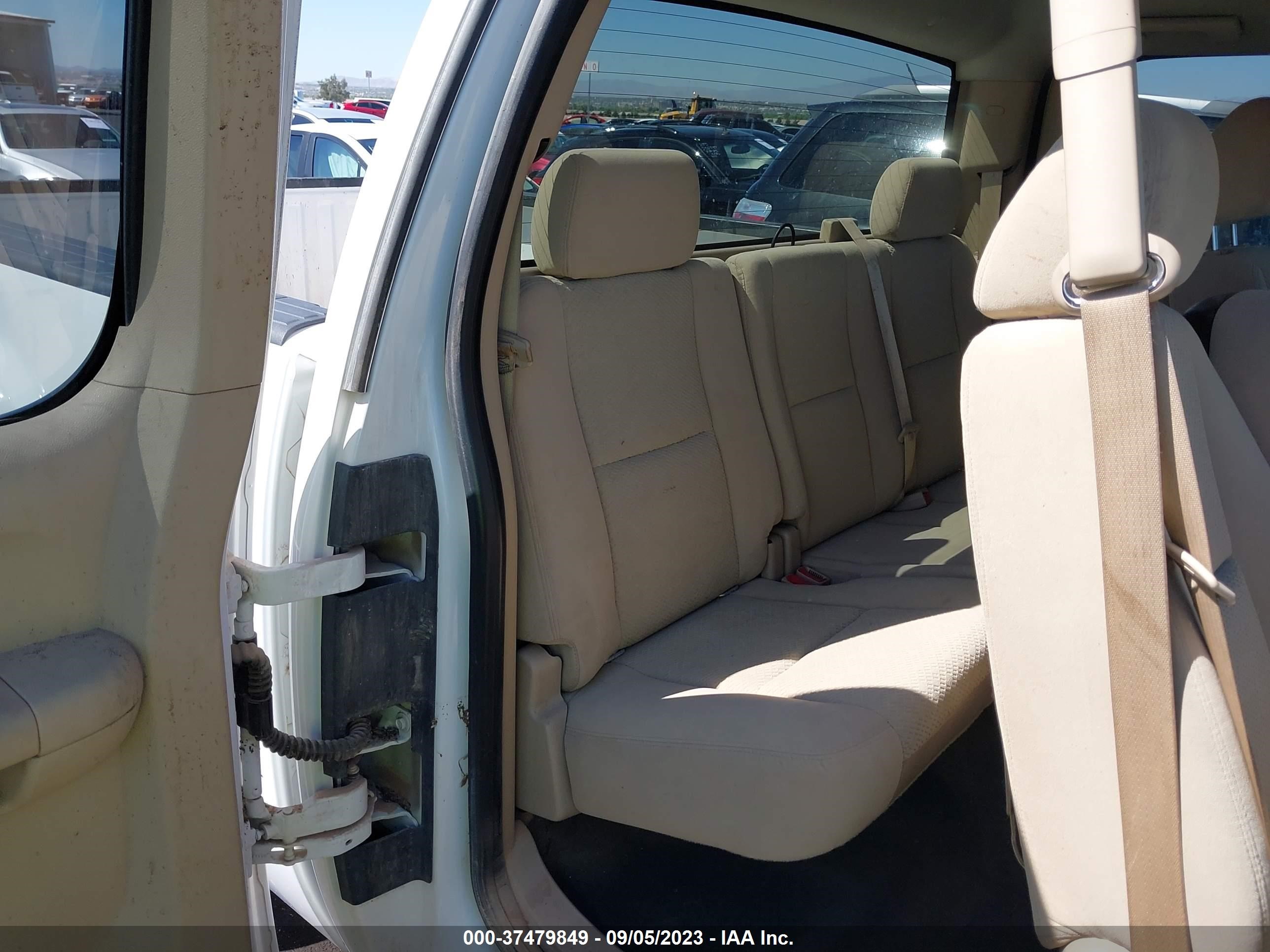 Photo 7 VIN: 1GTEK19Y08Z155248 - GMC SIERRA 