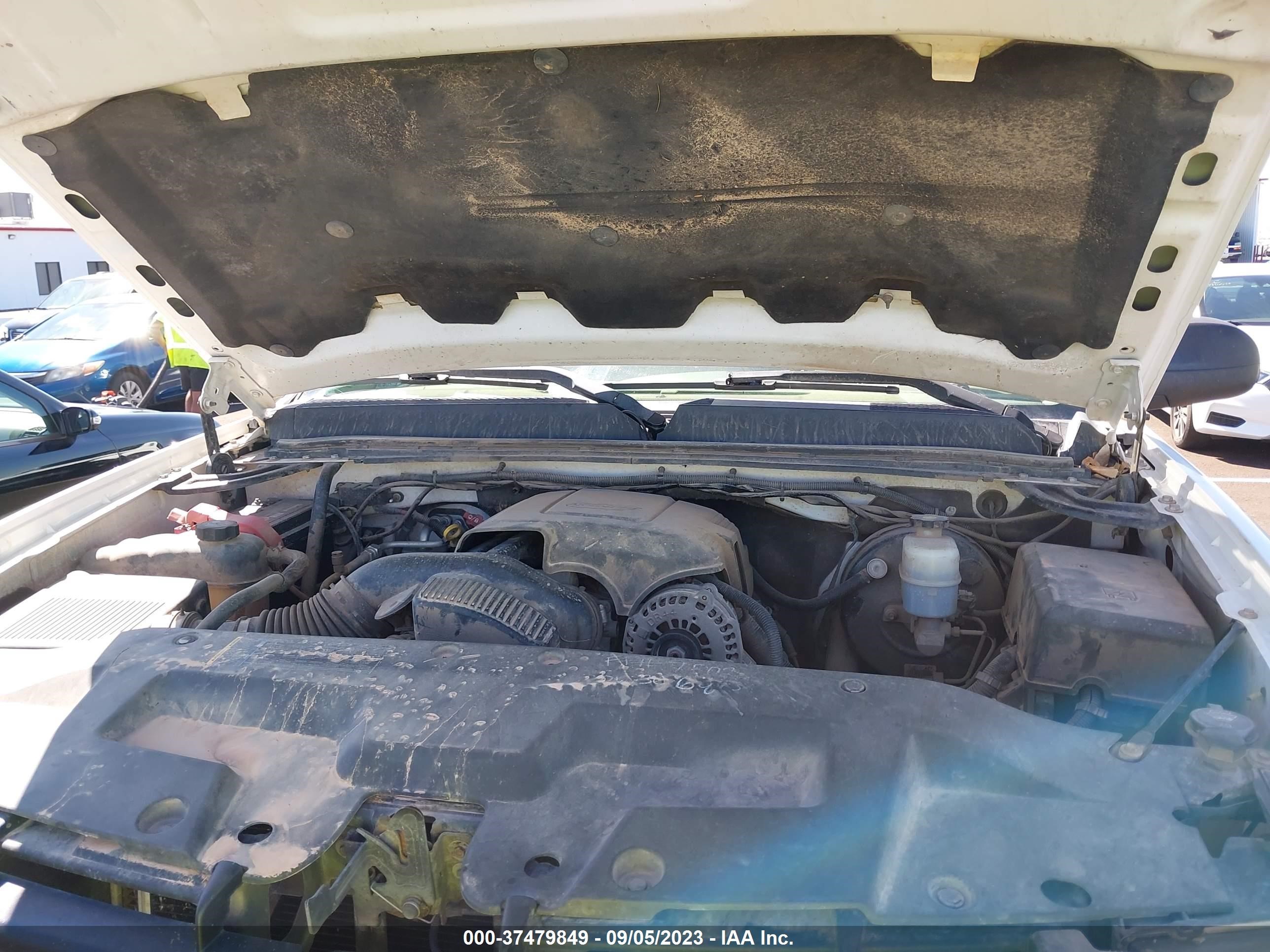 Photo 9 VIN: 1GTEK19Y08Z155248 - GMC SIERRA 