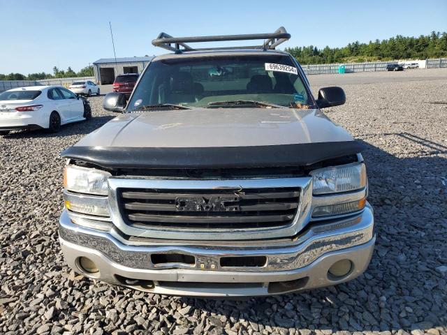 Photo 4 VIN: 1GTEK19Z65Z228613 - GMC NEW SIERRA 