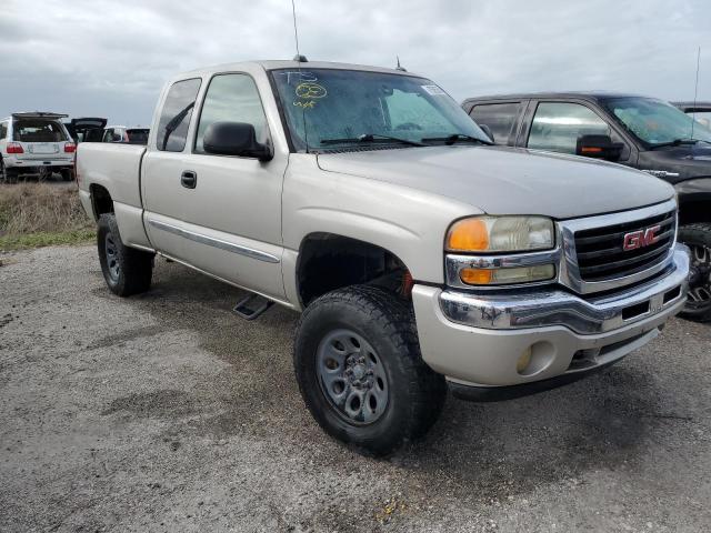 Photo 3 VIN: 1GTEK19Z95Z157018 - GMC NEW SIERRA 