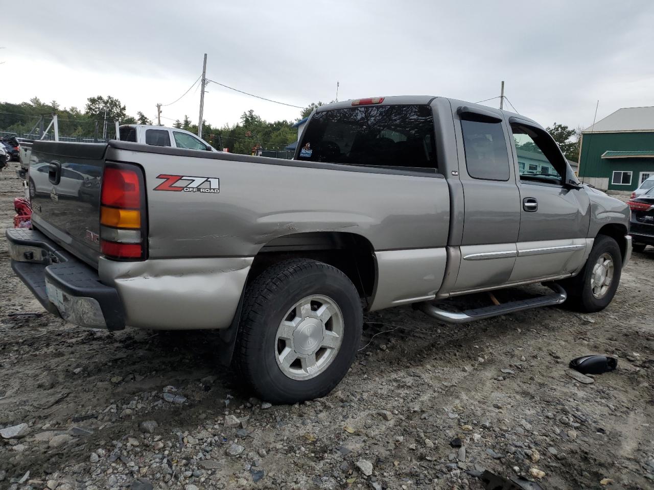 Photo 2 VIN: 1GTEK19ZX7Z138447 - GMC SIERRA 