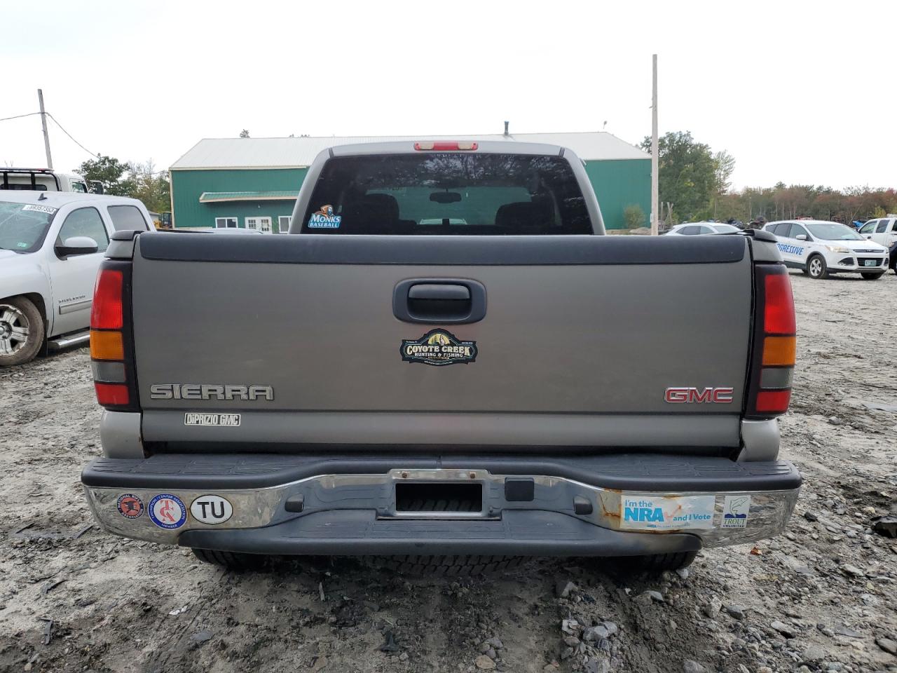 Photo 5 VIN: 1GTEK19ZX7Z138447 - GMC SIERRA 