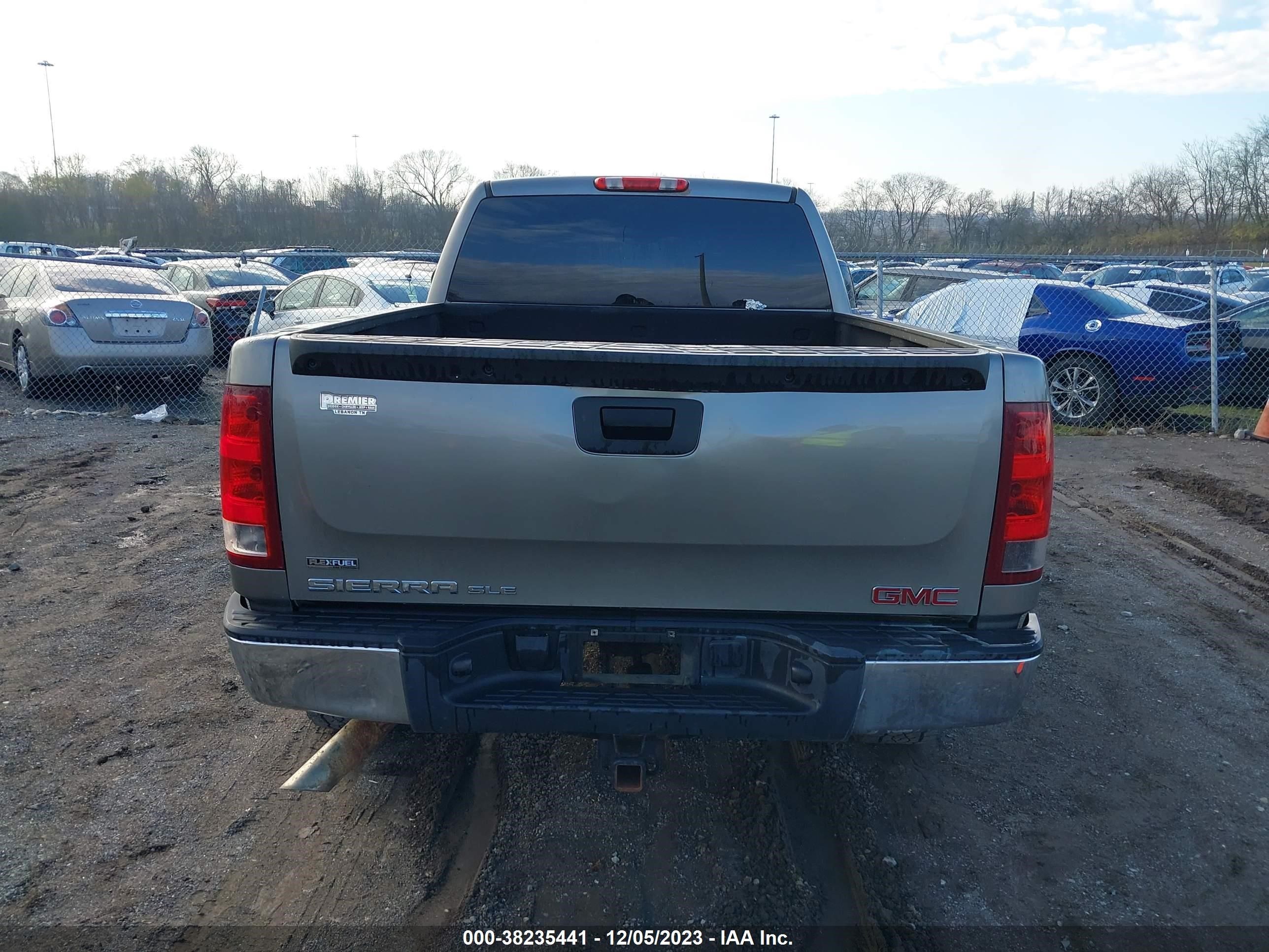 Photo 15 VIN: 1GTEK29019Z224580 - GMC SIERRA 