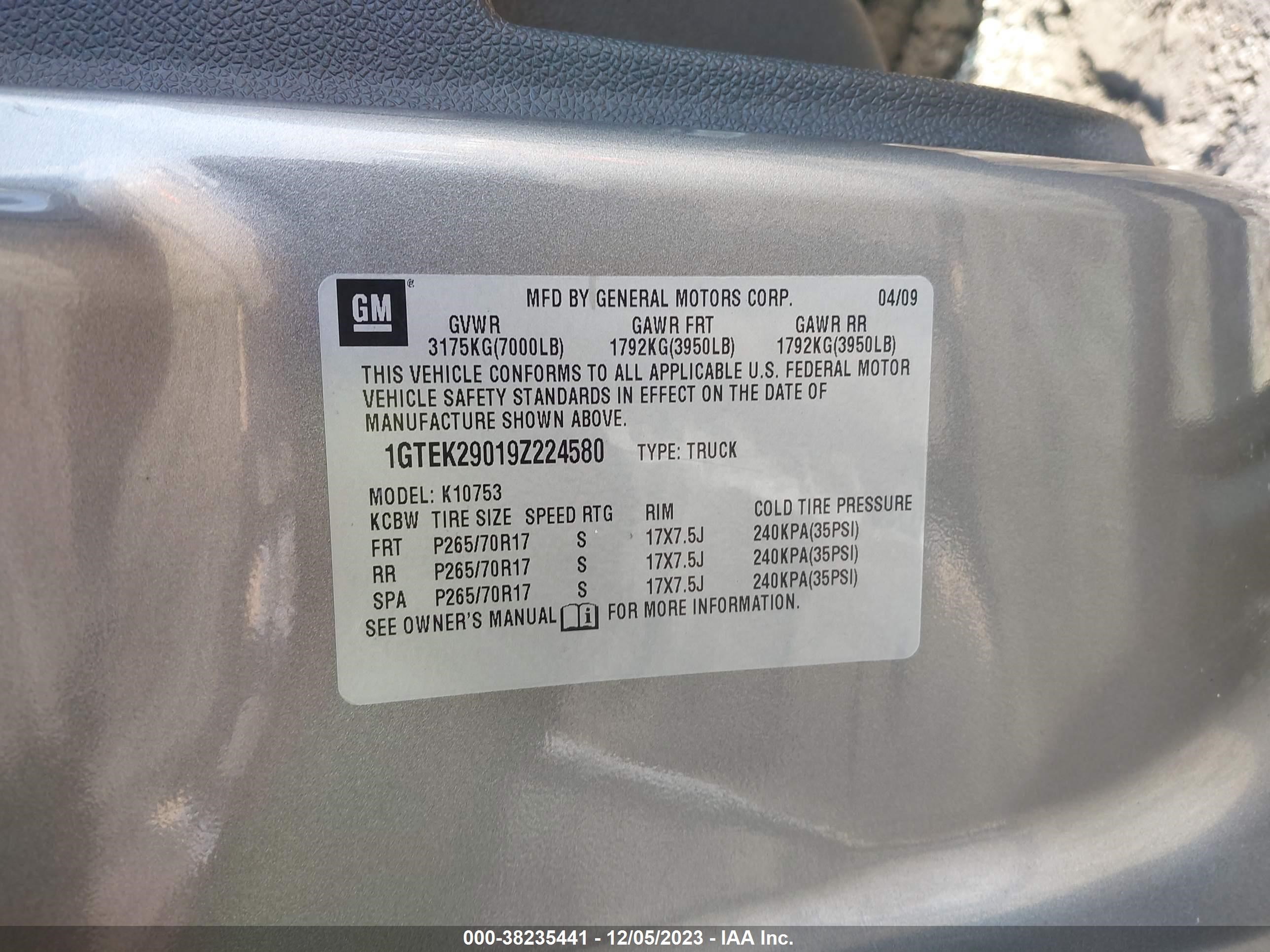 Photo 8 VIN: 1GTEK29019Z224580 - GMC SIERRA 