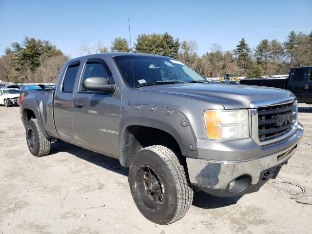 Photo 3 VIN: 1GTEK29J59Z215504 - GMC SIERRA 