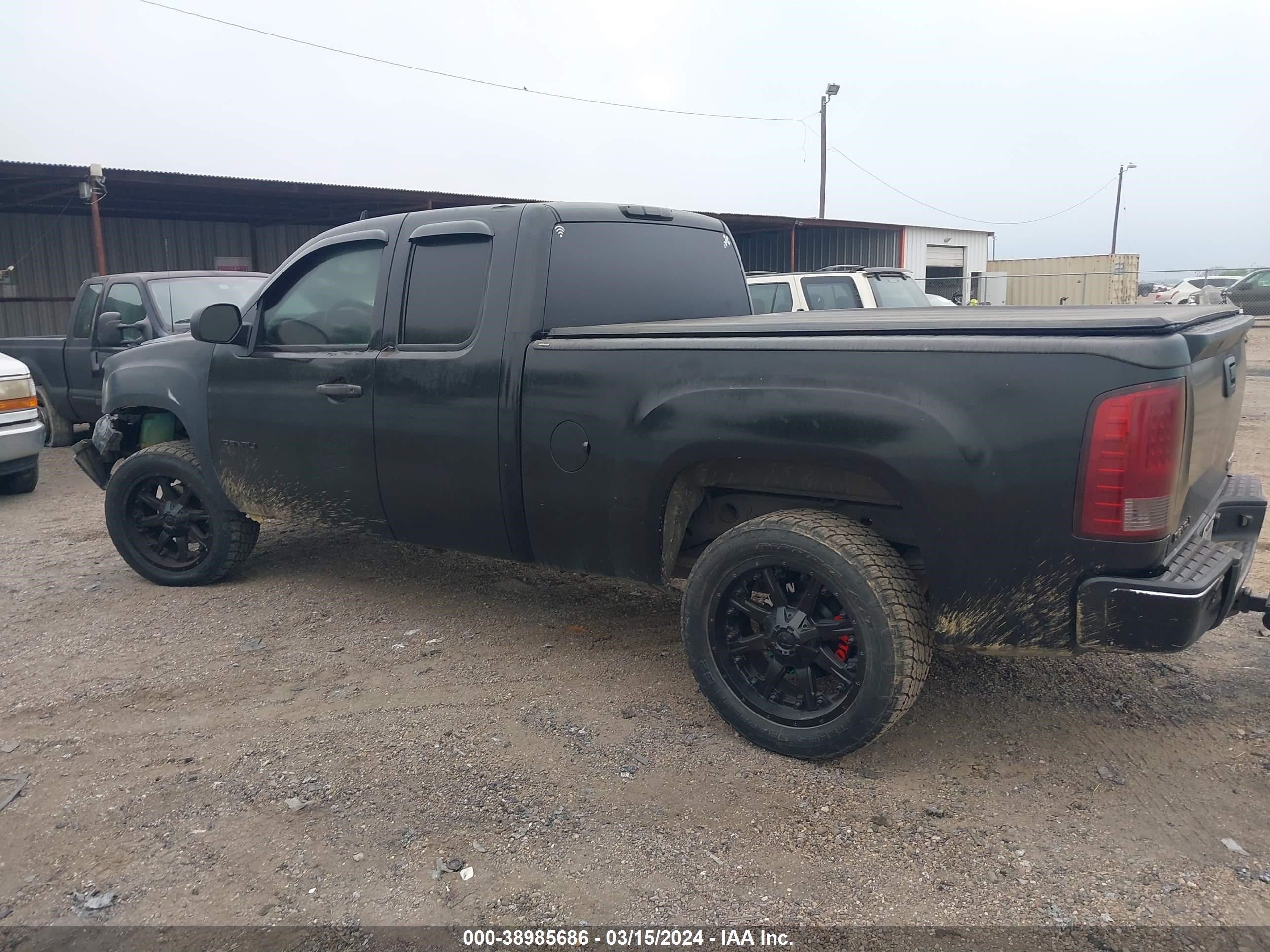 Photo 2 VIN: 1GTEK29J89Z278824 - GMC SIERRA 