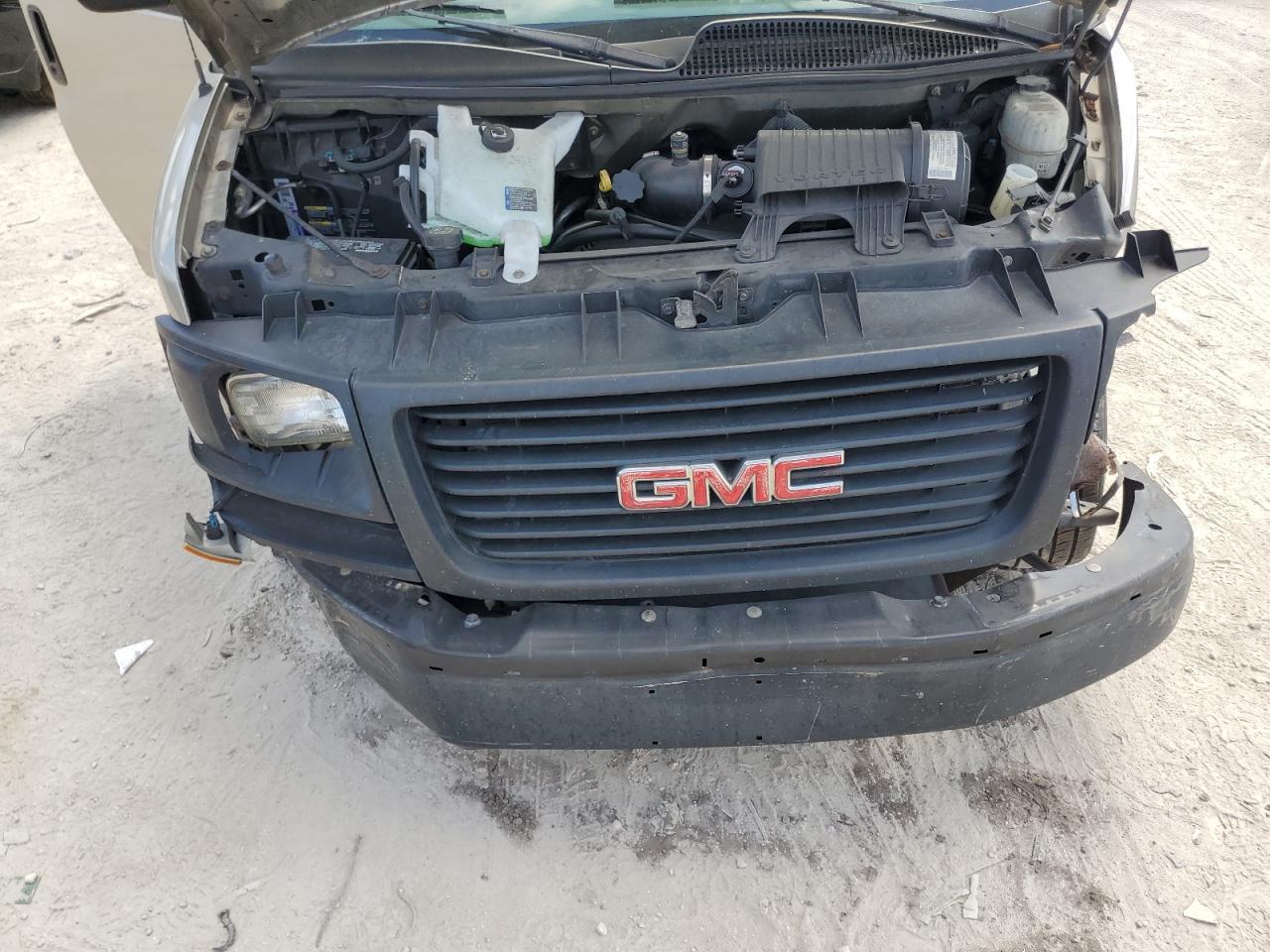 Photo 12 VIN: 1GTFG15X141174645 - GMC SAVANA 