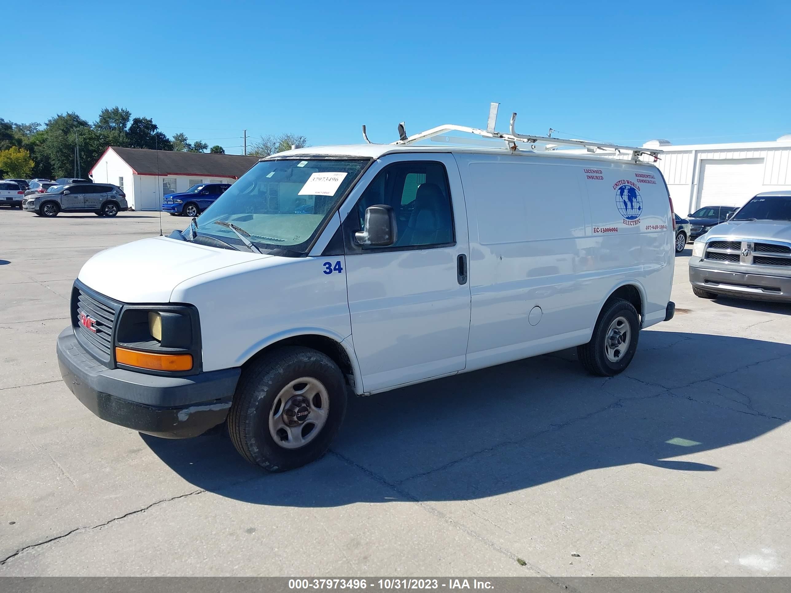 Photo 1 VIN: 1GTFG15X141184835 - GMC SAVANA 