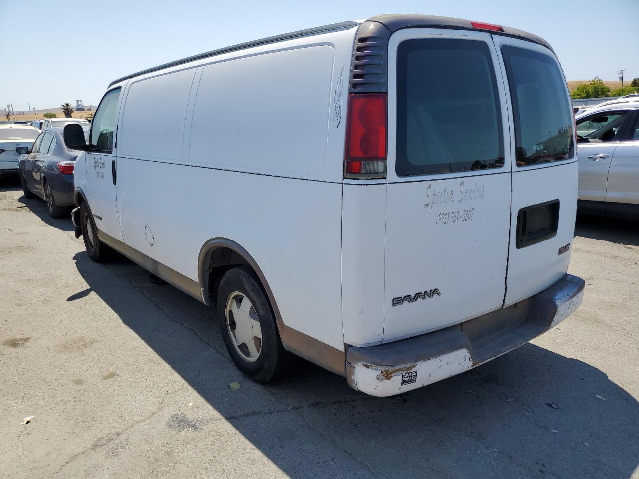 Photo 1 VIN: 1GTFG25MXX1066881 - GMC SAVANA 