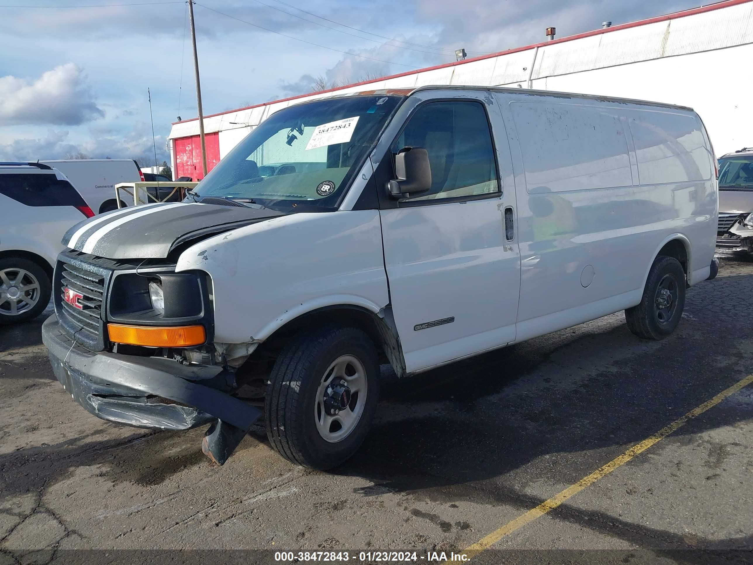 Photo 1 VIN: 1GTFG25T131155501 - GMC SAVANA 