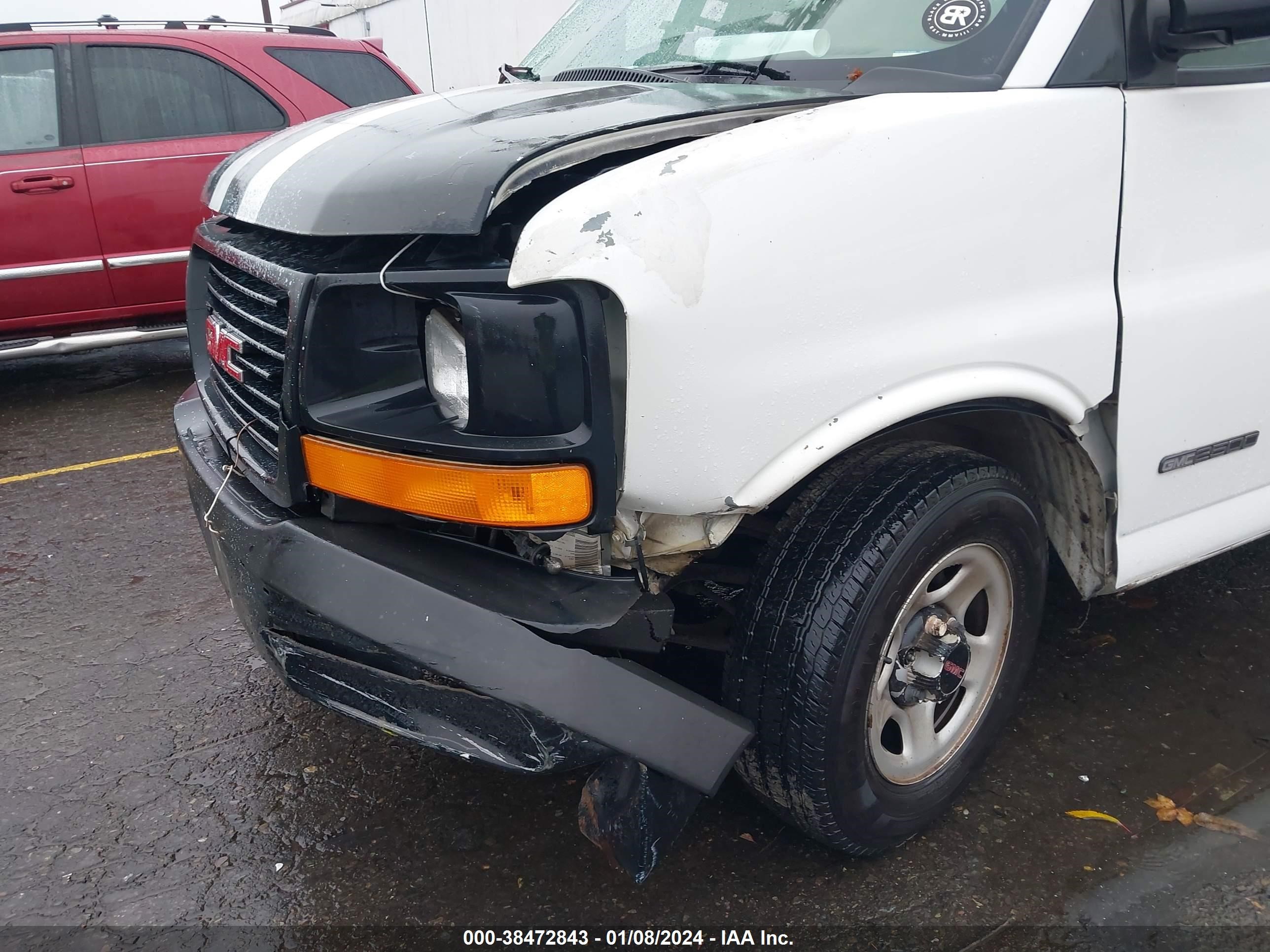 Photo 5 VIN: 1GTFG25T131155501 - GMC SAVANA 