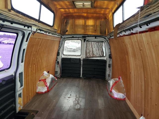 Photo 9 VIN: 1GTFG29M8X1132208 - GMC SAVANA 