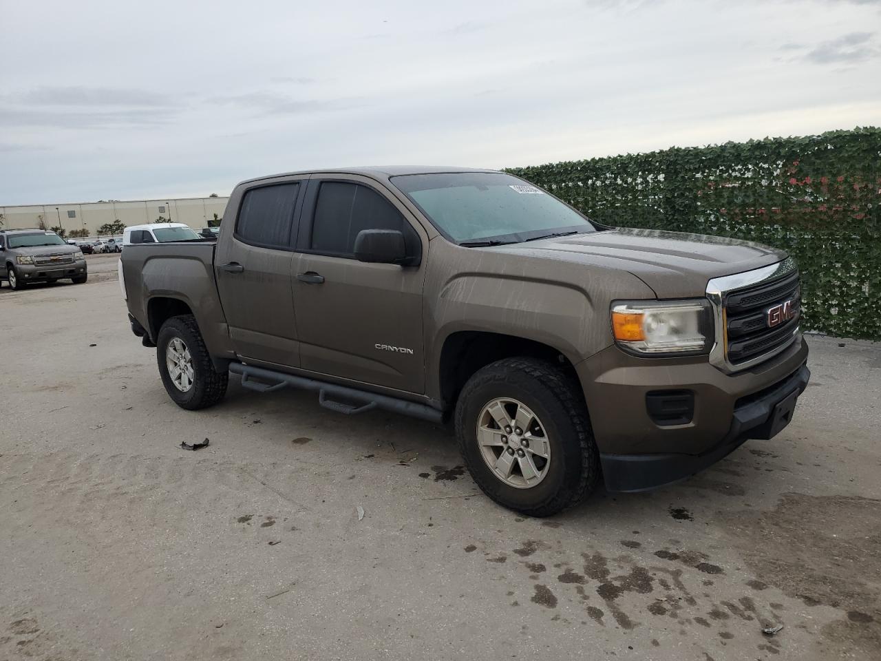 Photo 3 VIN: 1GTG5BEA6G1328931 - GMC CANYON 