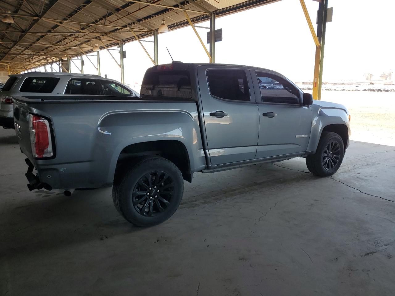 Photo 2 VIN: 1GTG5BEN7M1231137 - GMC CANYON 