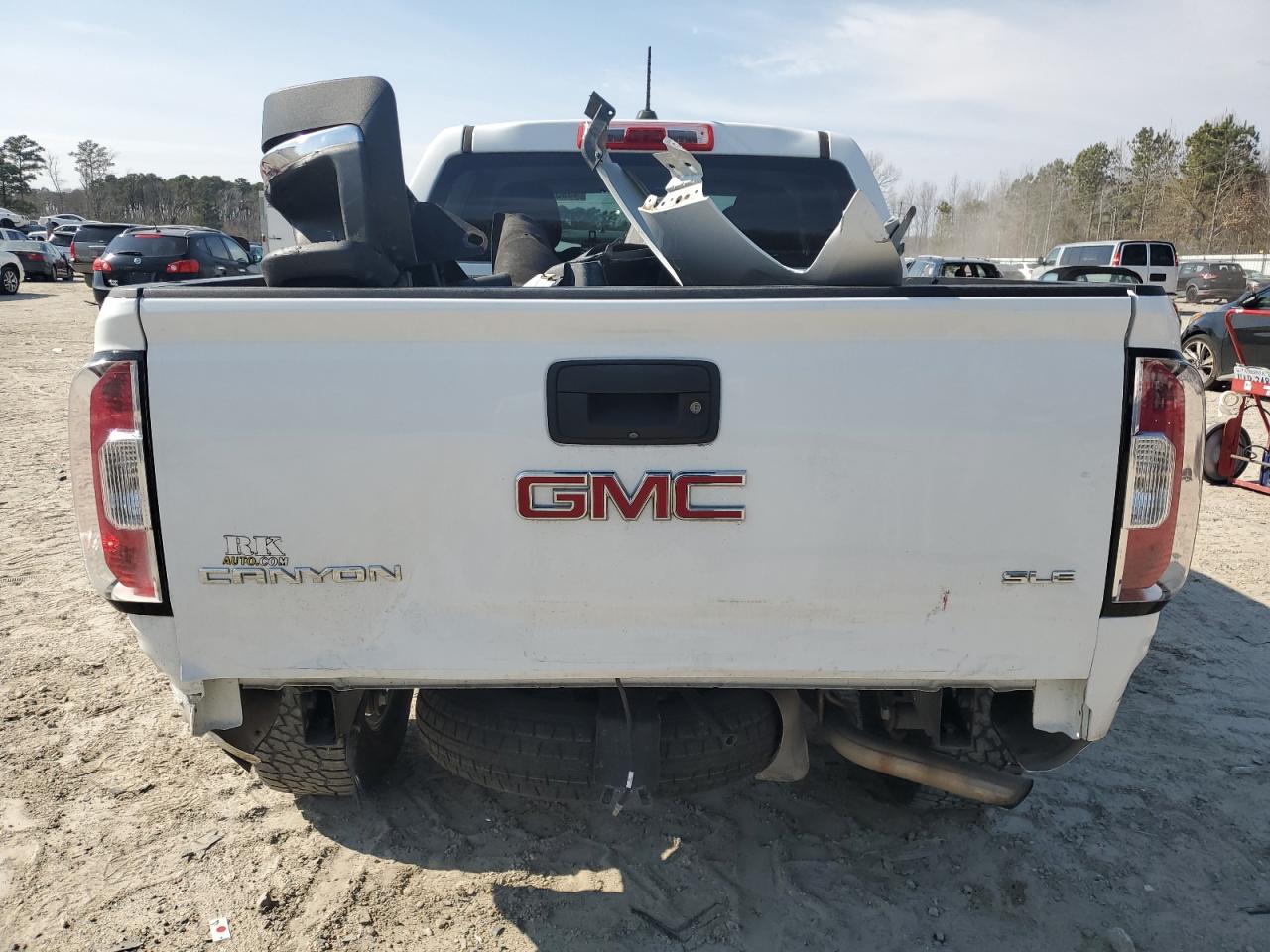 Photo 5 VIN: 1GTG5CEA7K1100323 - GMC CANYON 